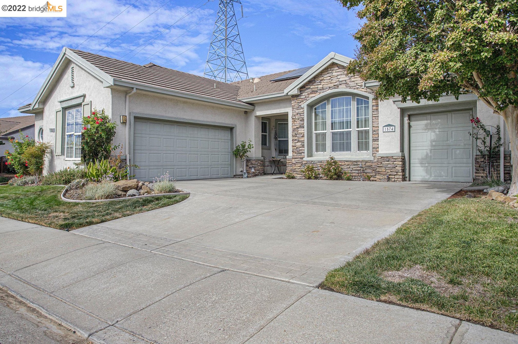 1574 Rubidoux Ln, Los Angeles, CA 94513-6416
