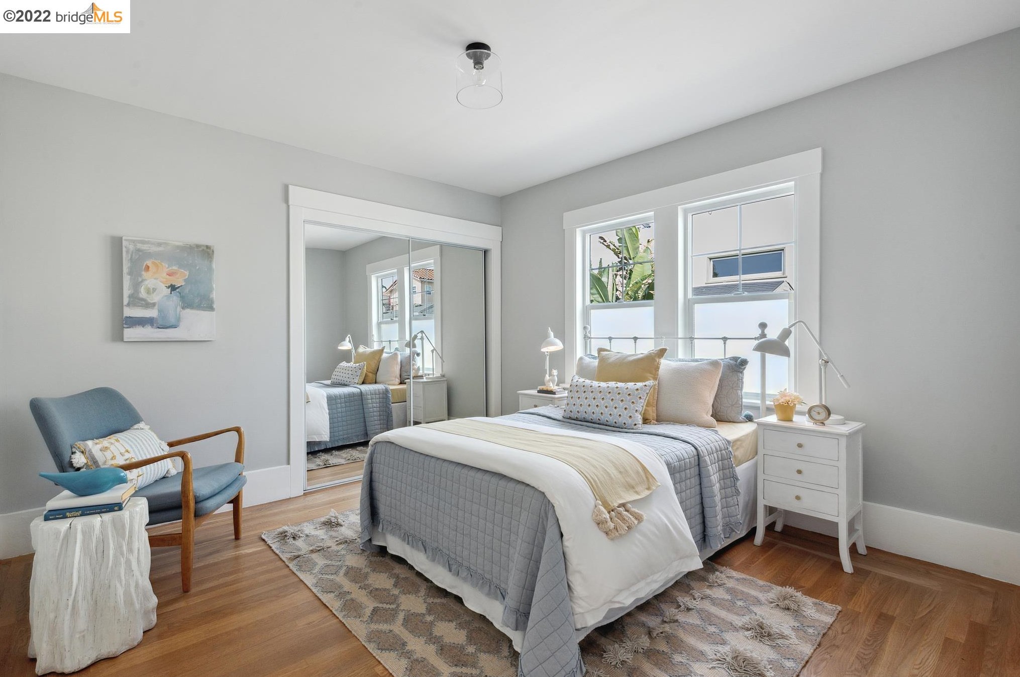 572 Montclair Ave, Oakland CA 94606-1550 exterior