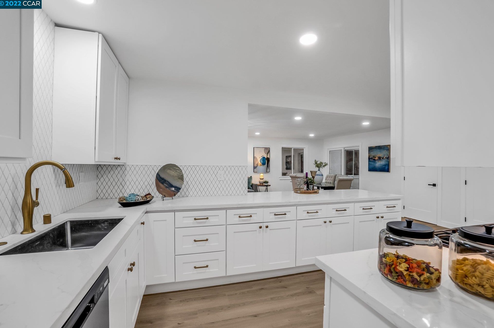2766 Mayfair Ave, Concord CA  94520-4736 exterior