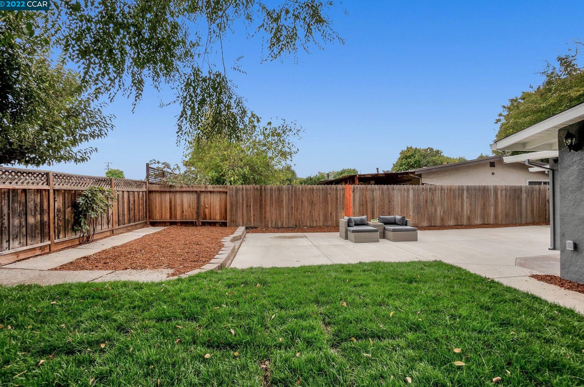2766 Mayfair Ave, Concord CA  94520-4736 exterior