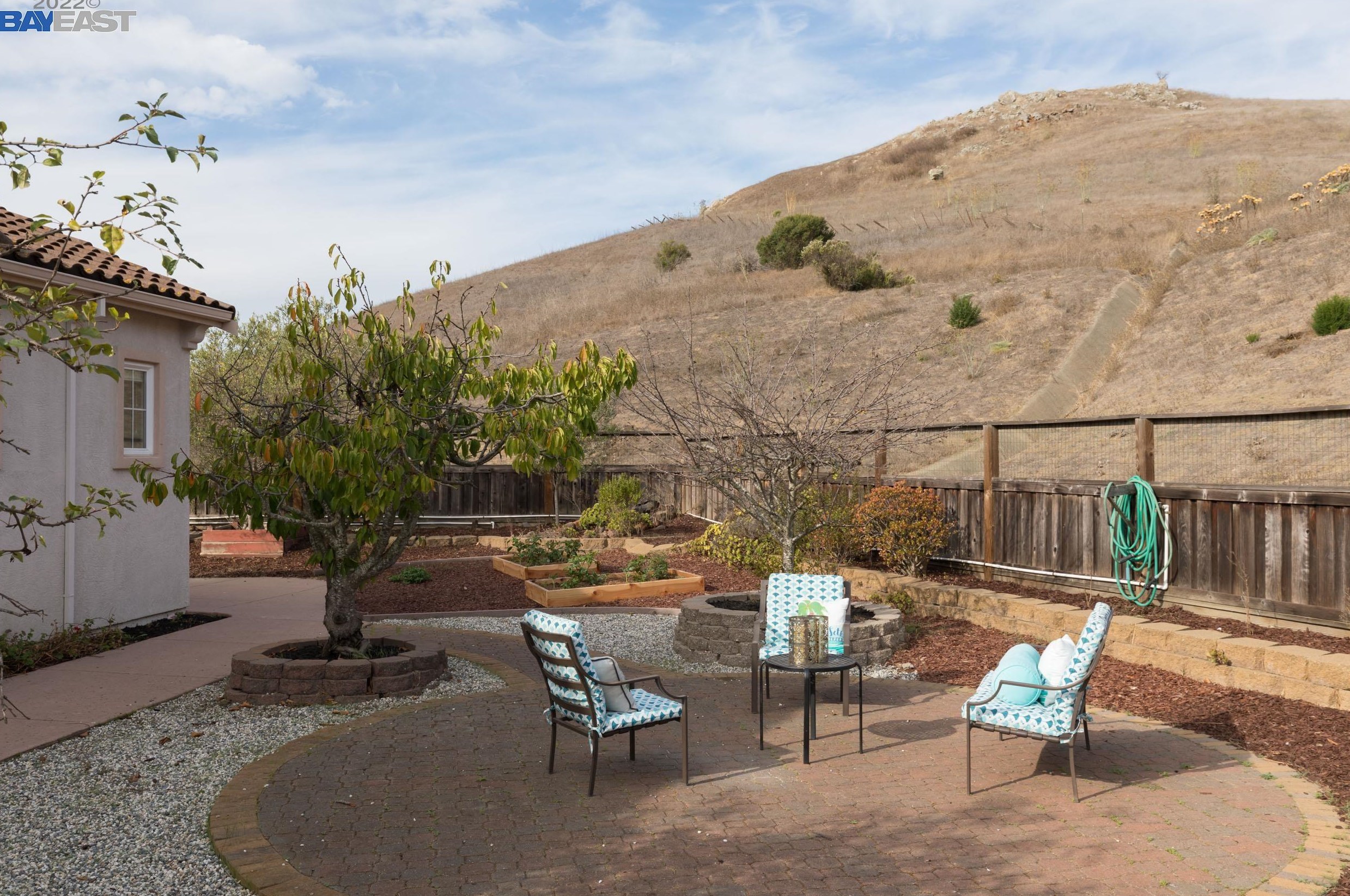 3057 Blue Sky Ct, Vallejo CA  94591-3825 exterior