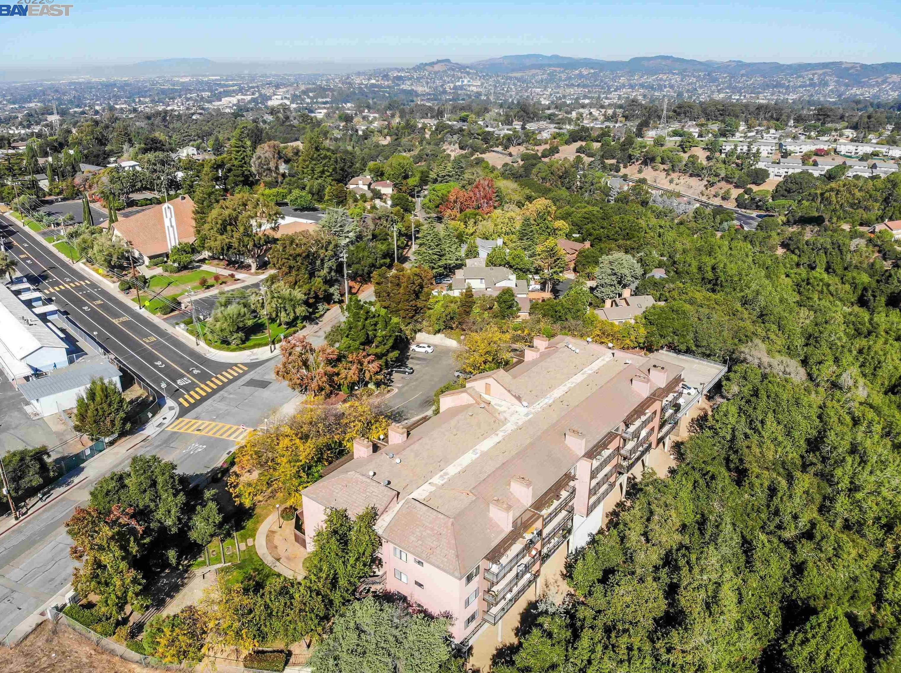 25700 University Ct #106, Hayward, CA 94542