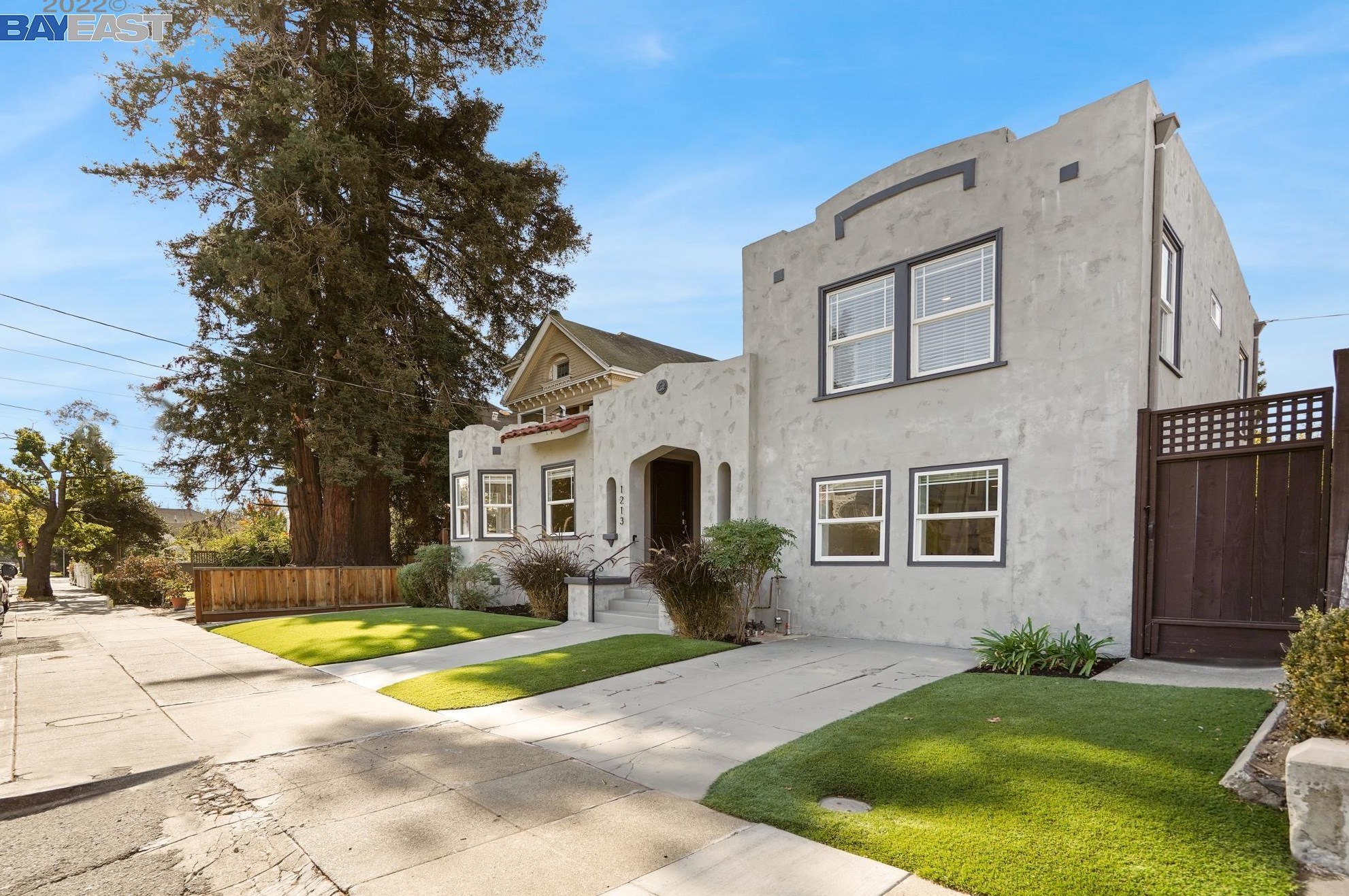 1213 Lafayette St, Alameda, CA 94501-4171