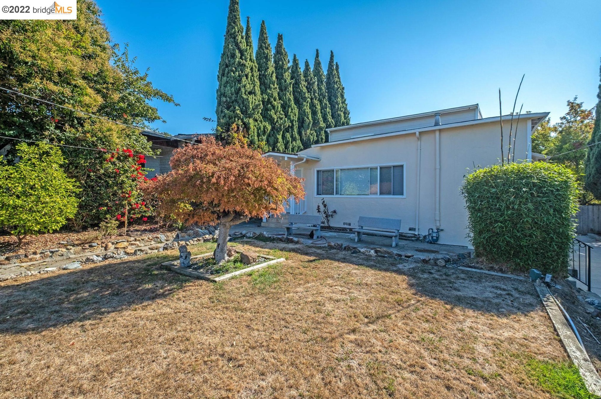 3658 Maple Ave, Oakland, CA 94602-3365
