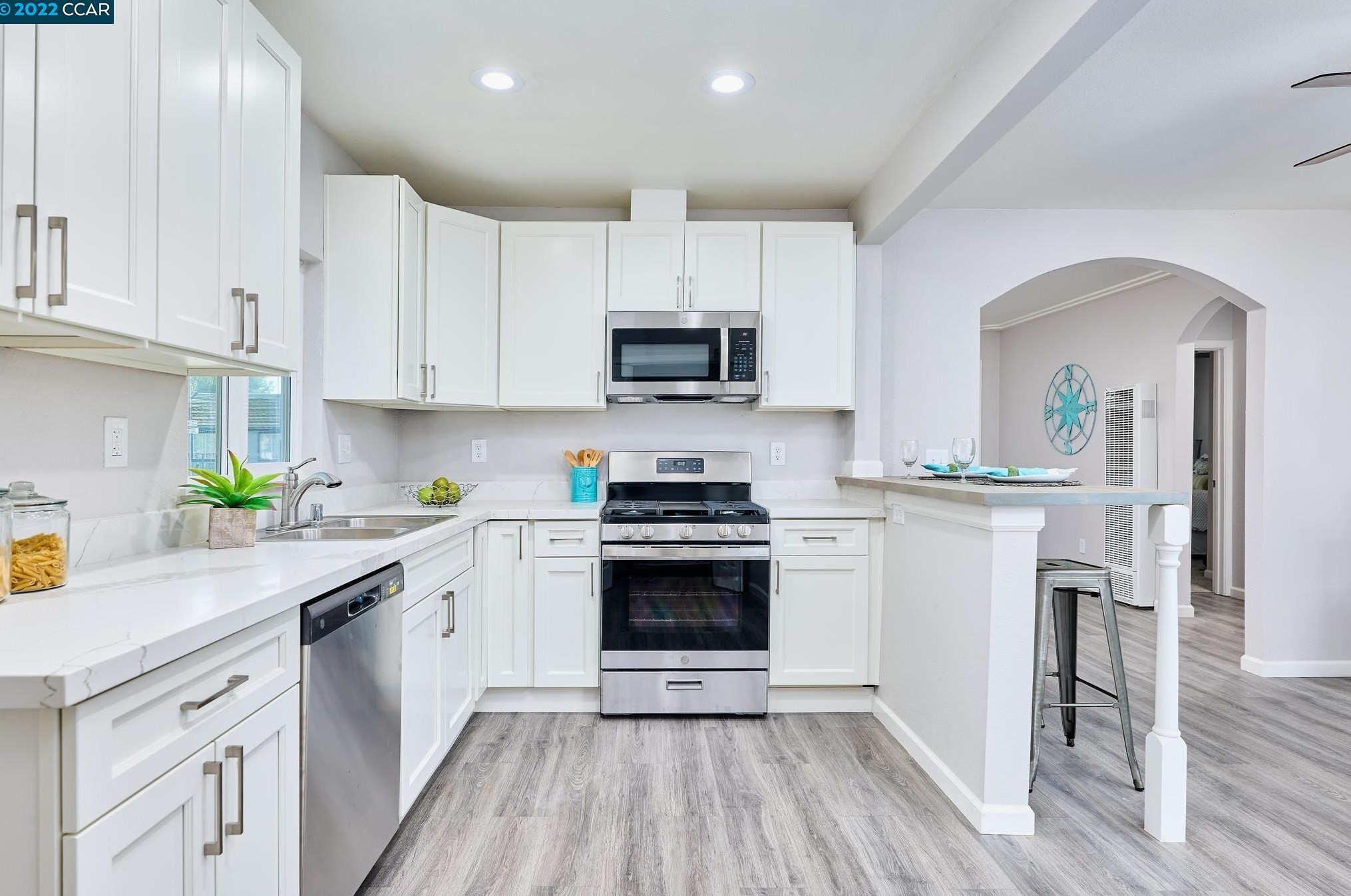 4759 Baker Ave, Sacramento, CA 95820-4511