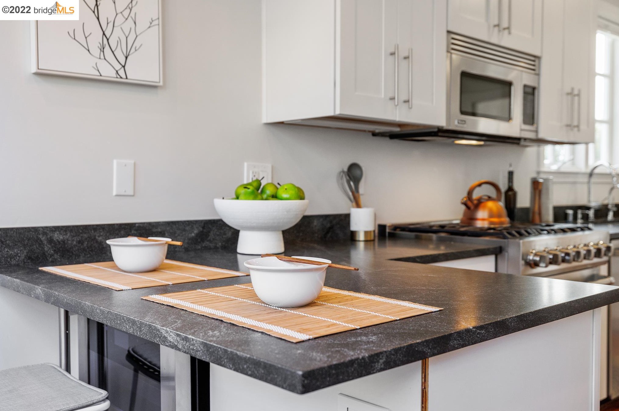 5039 Proctor Ave, Oakland CA 94618-2736 exterior