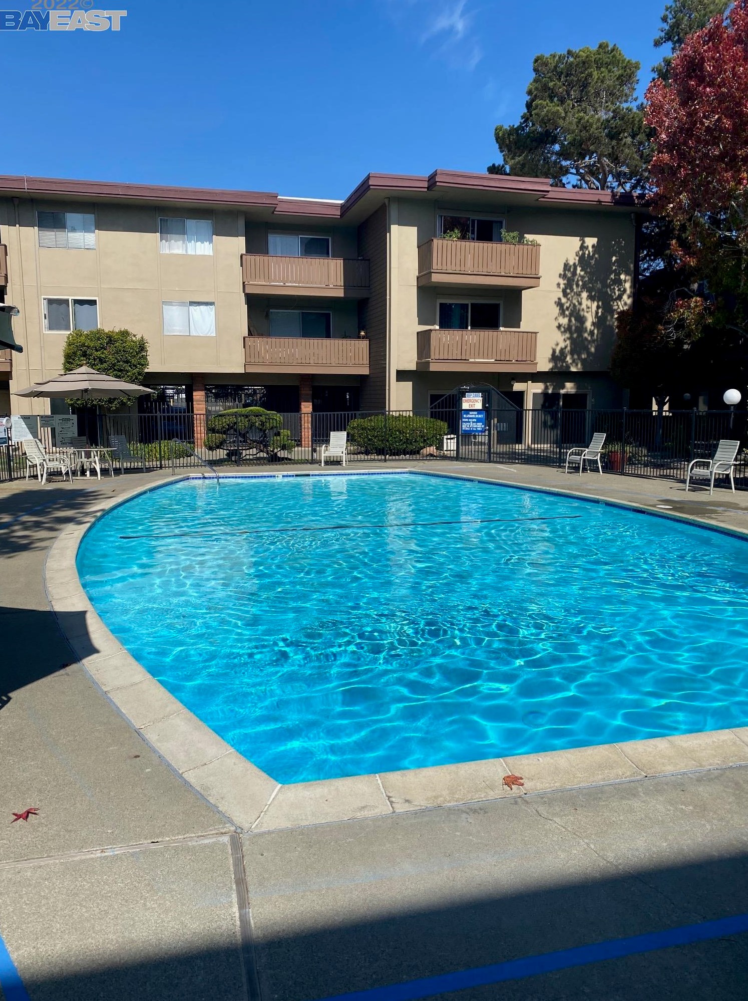 1311 Webster St, Alameda CA  94501-3870 exterior