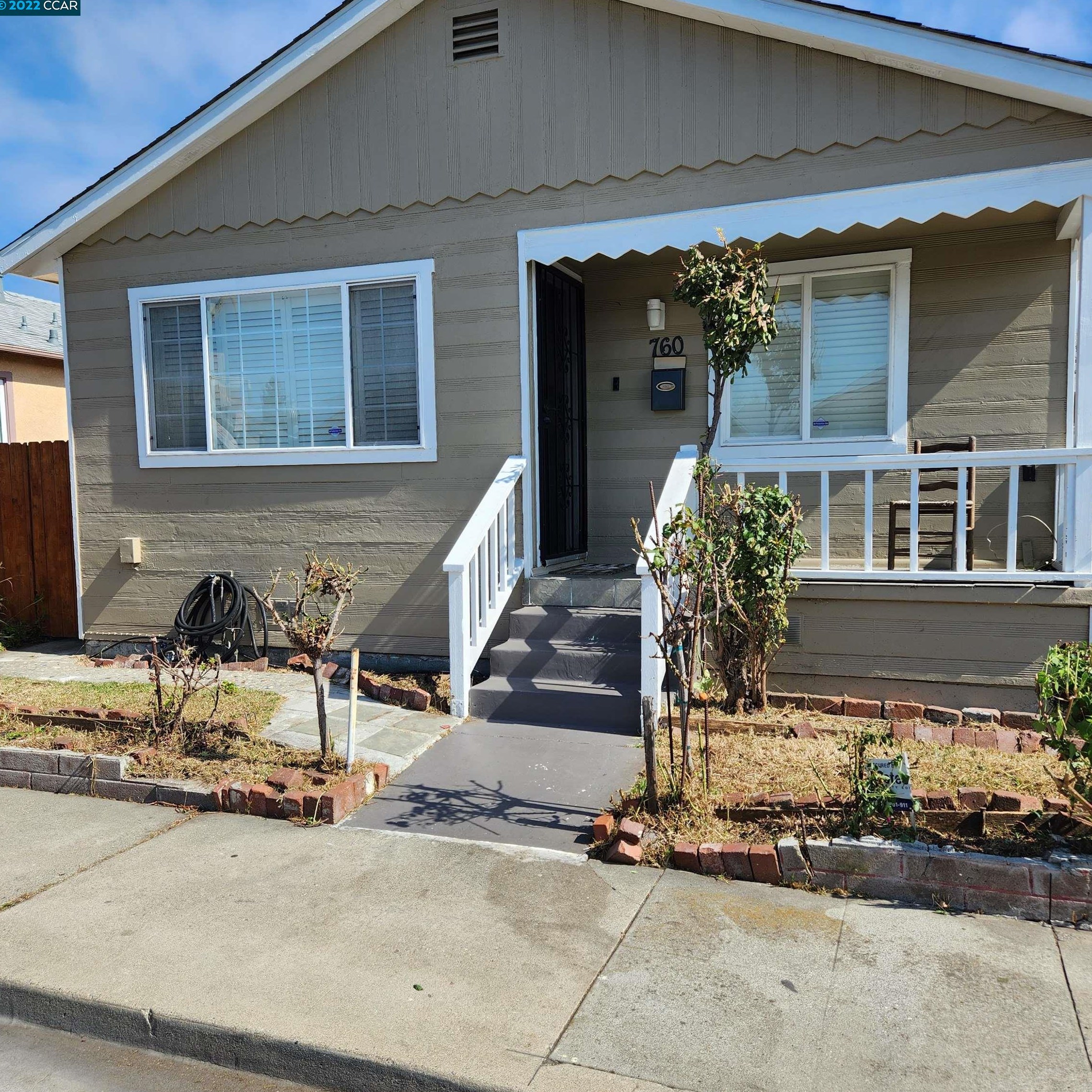 760 49th St, Richmond, CA 94804-4427