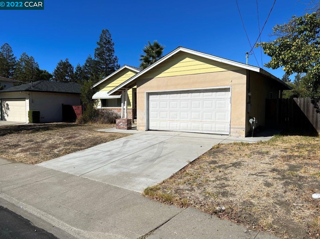 2371 Rockne Dr, Concord, CA 94518