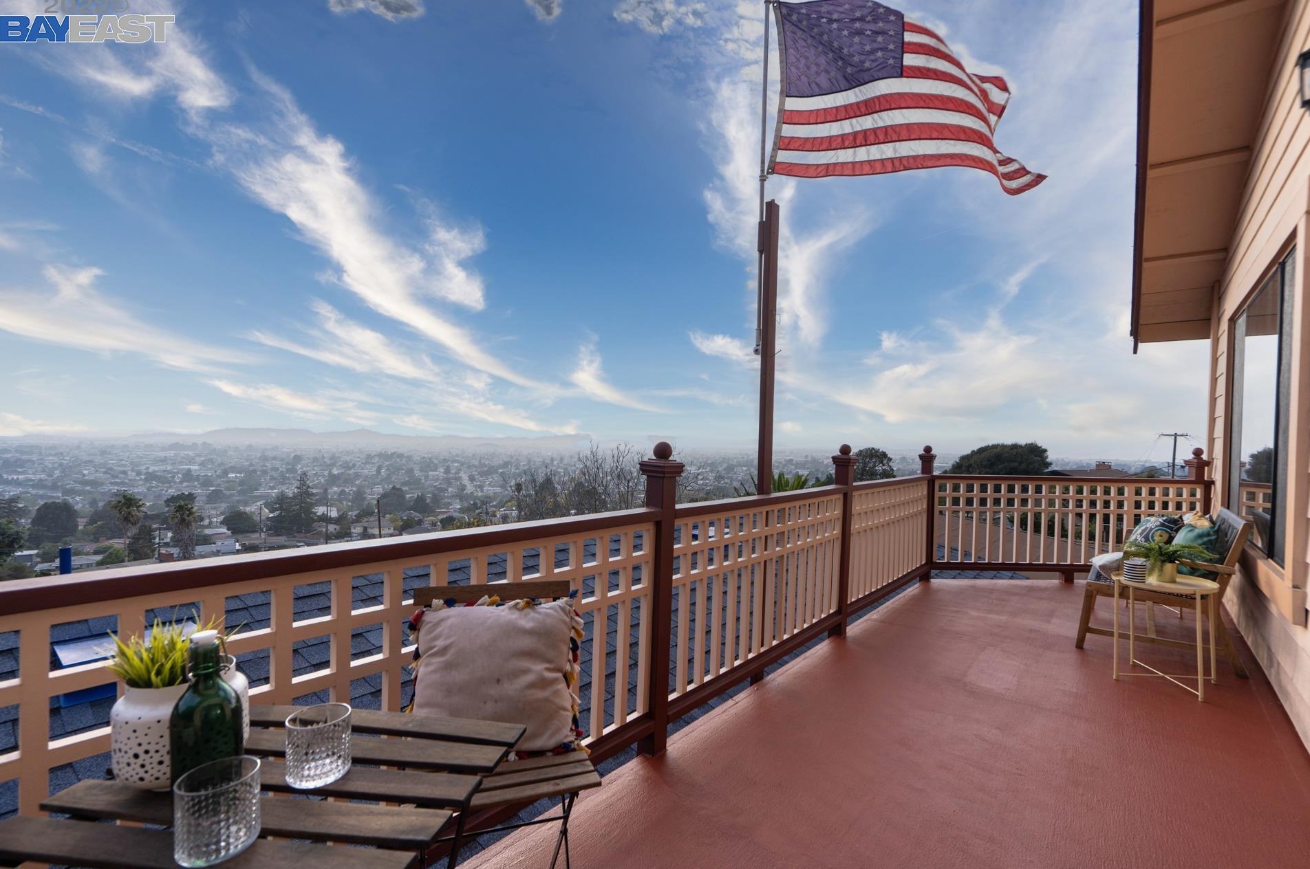 6077 Felix Ave, Richmond, CA 94805-1218