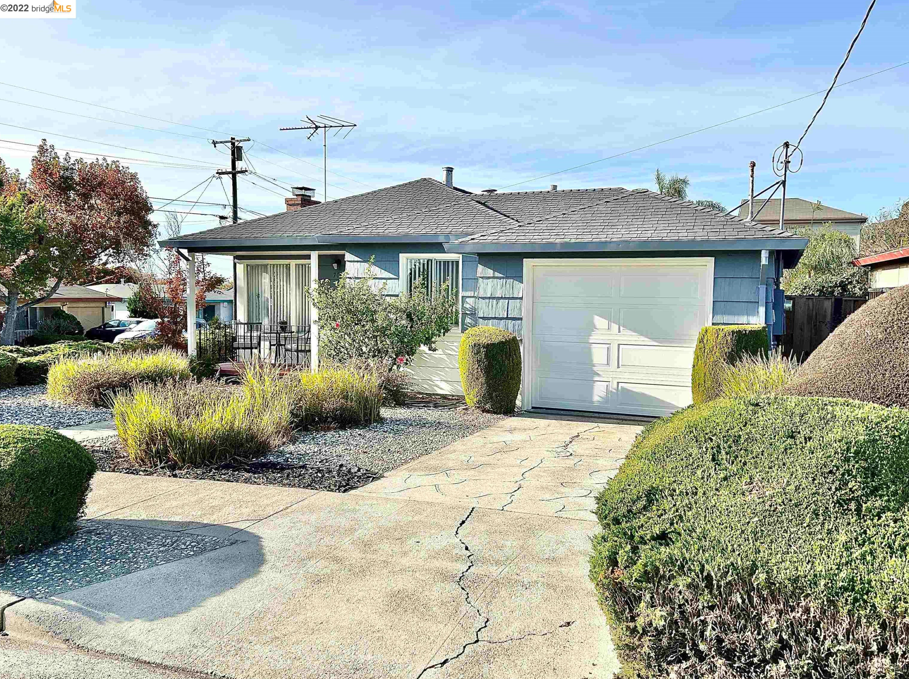 7003 Waldo Ave, Richmond, CA 94530-2954