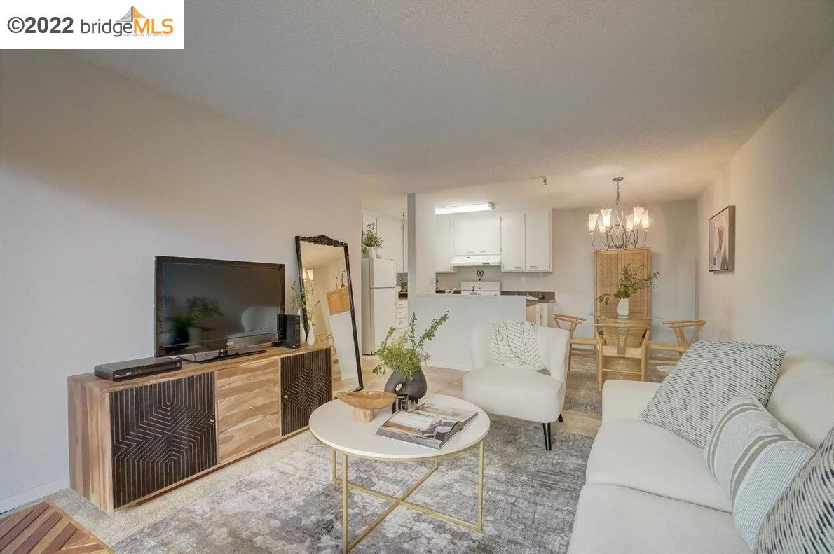 771 Kingston Ave #206, Oakland, CA 94611