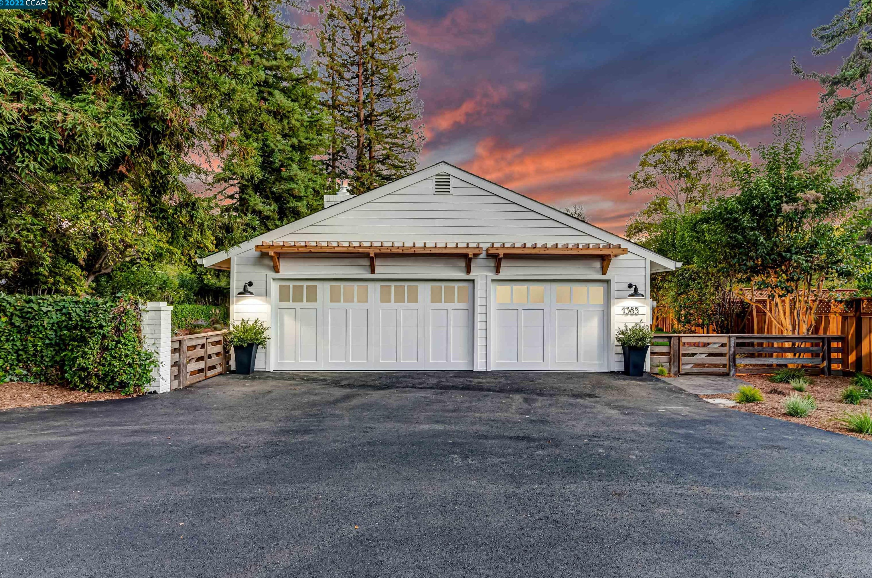 1385 Reliez Valley Rd, Lafayette, CA 94549-2643