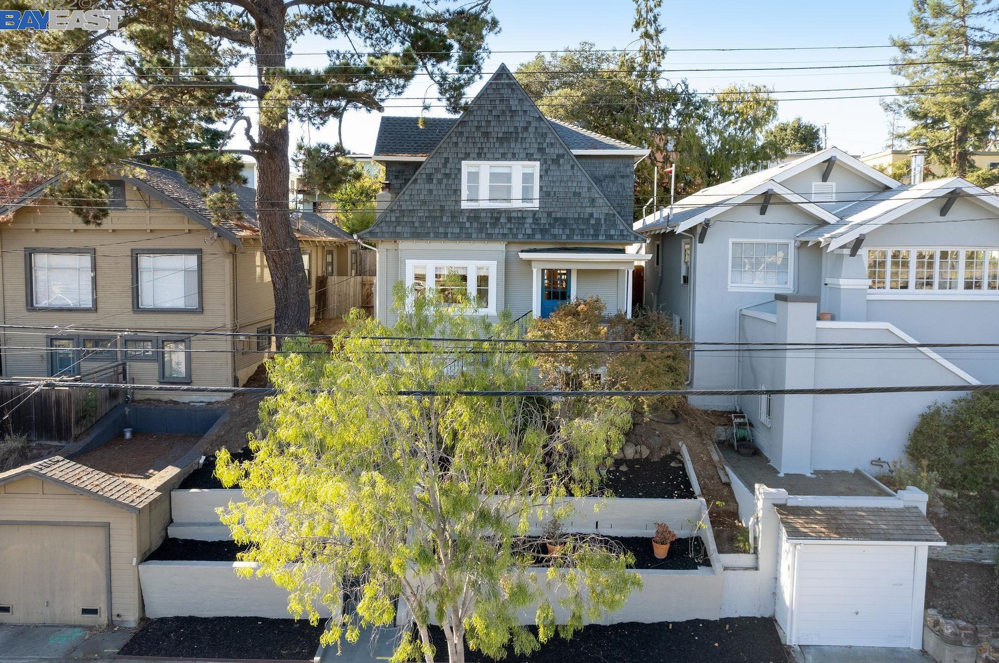 3911 La Cresta Ave, Oakland, CA 94602