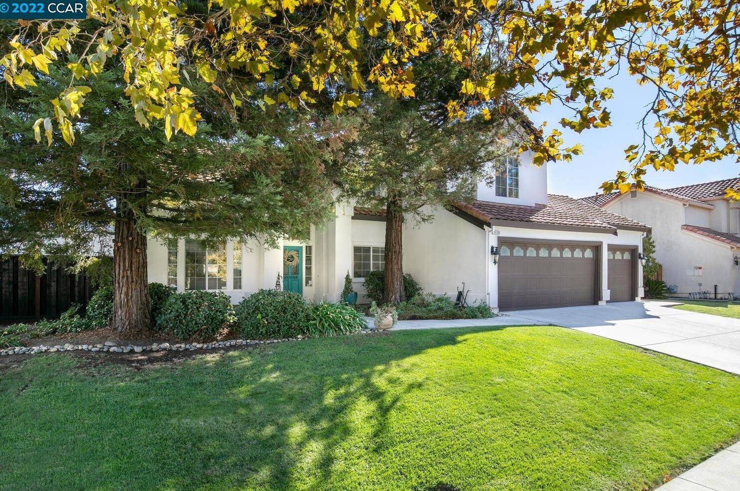 1120 Outrigger Cir, Los Angeles, CA 94513-5443