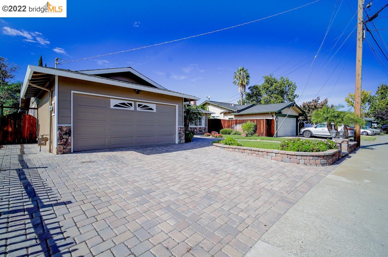 30 Lake Dr, Antioch, CA 94509-2048