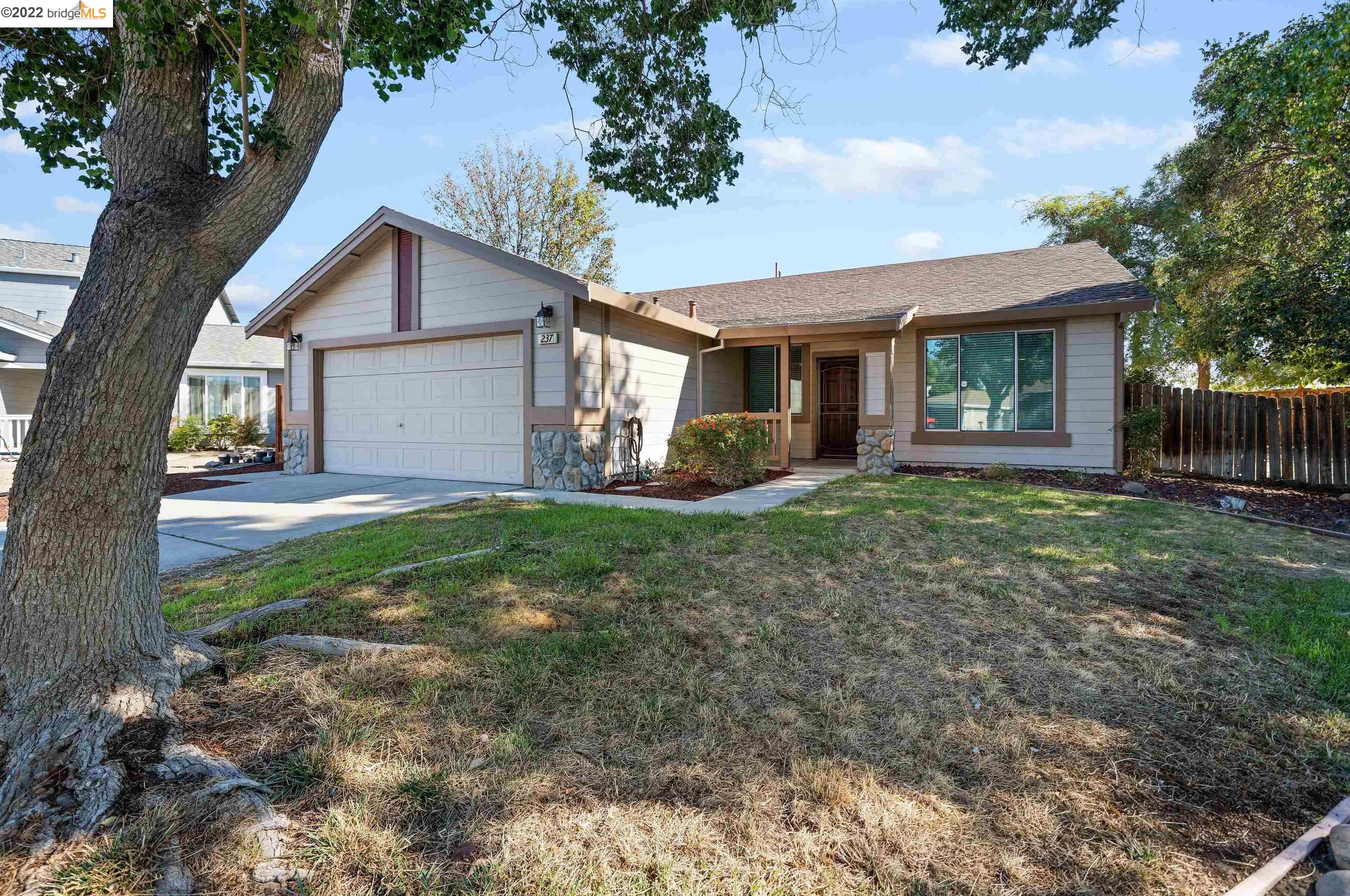 237 Northgate Pl, Oakley, CA 94561