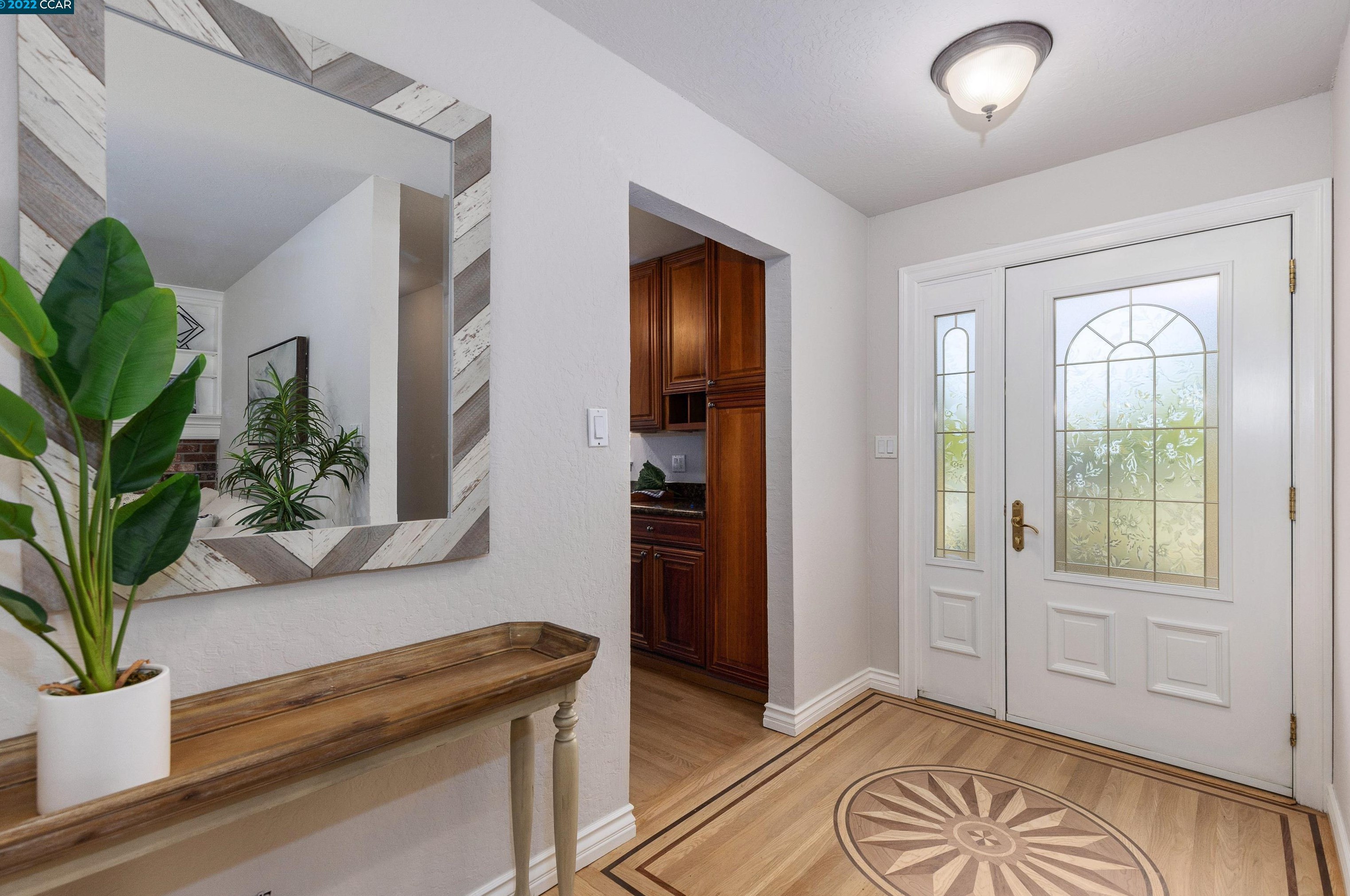 6 Smoketree Ct, Lafayette, CA 94549-1721