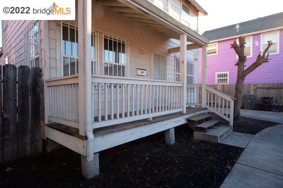 10468 West Ct, Oakland, CA 94603-2991