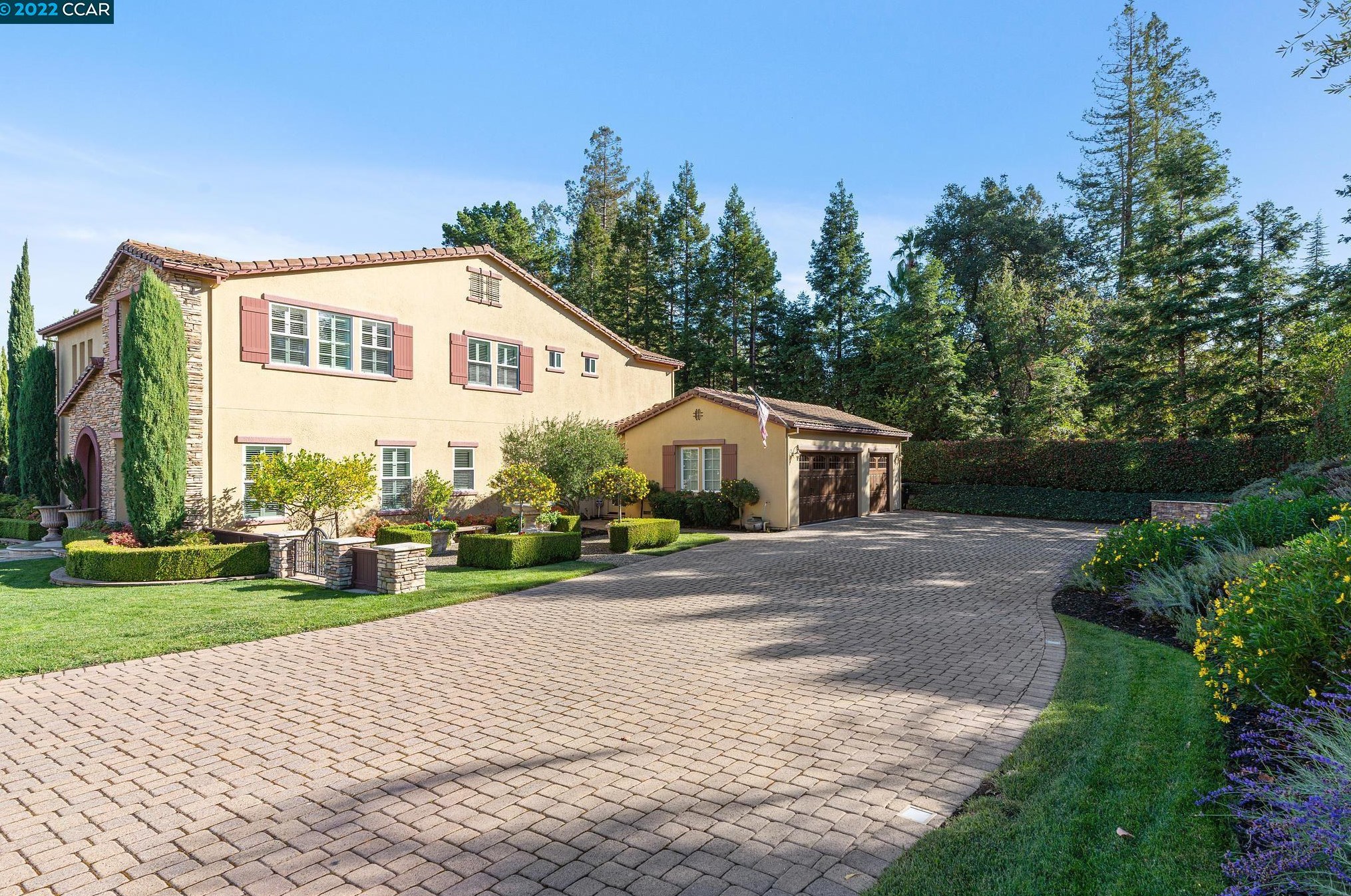 68 Pleasant Knoll Ct, Alamo, CA 94507-1264