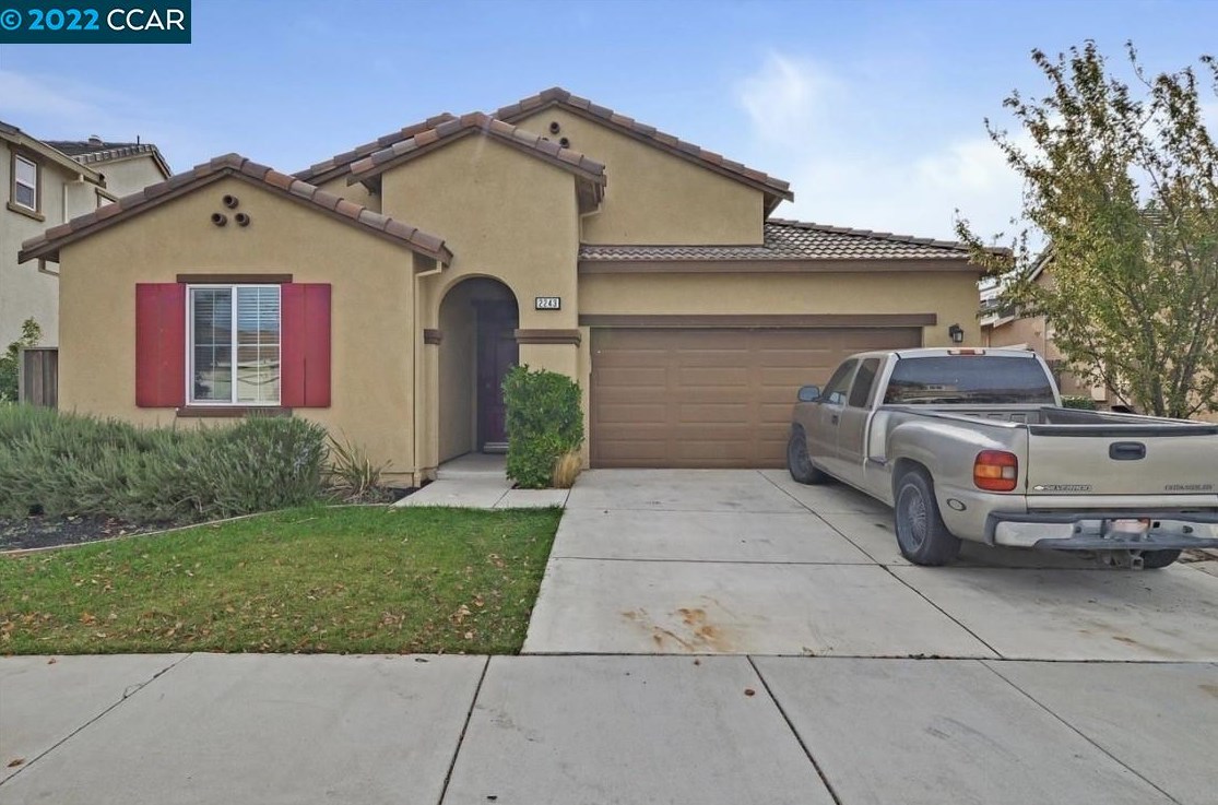 2243 Eastport Dr, Oakley, CA 94561
