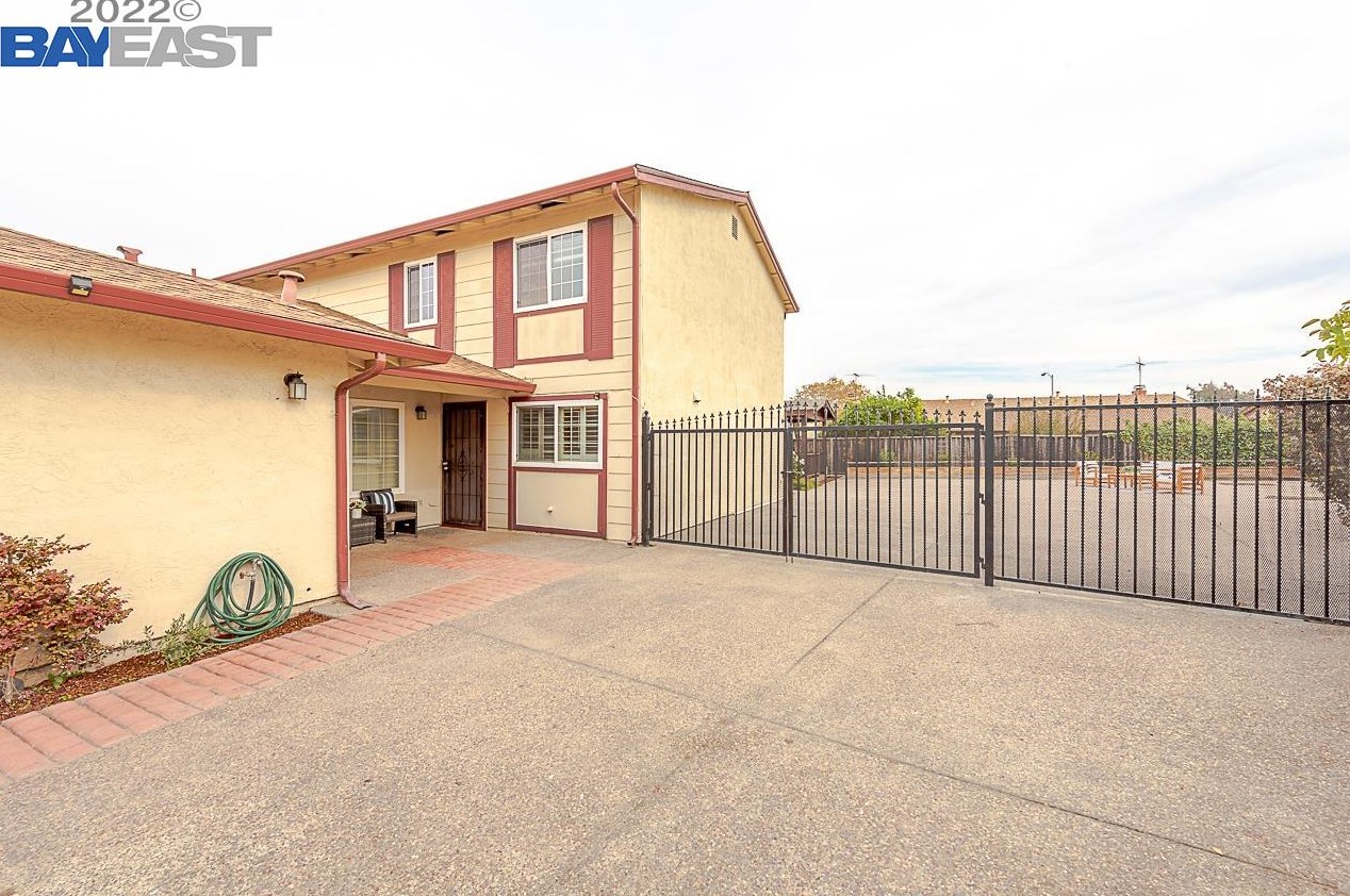 31126 Varni Pl, Union City CA  94587-2638 exterior