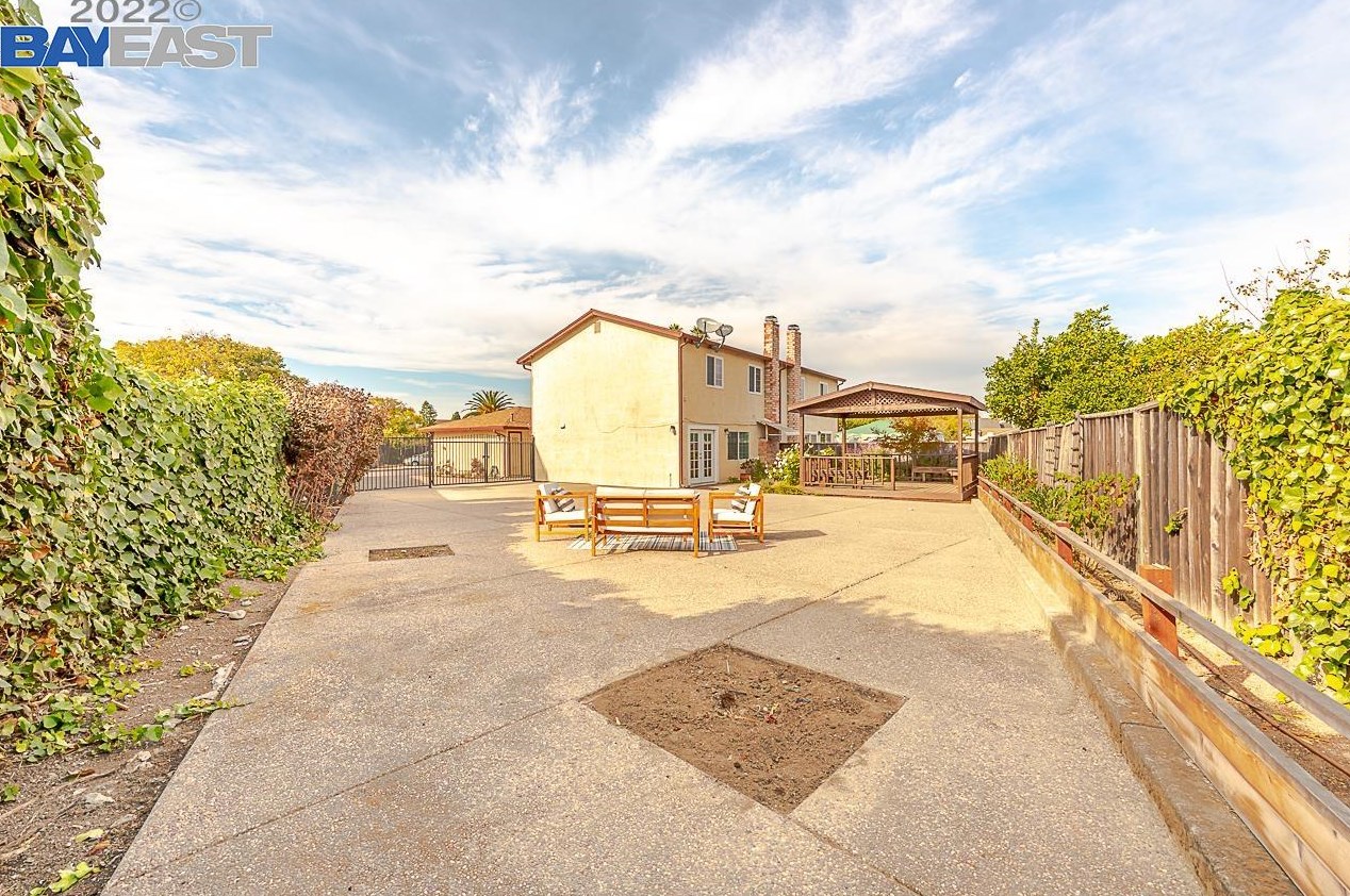 31126 Varni Pl, Union City CA  94587-2638 exterior