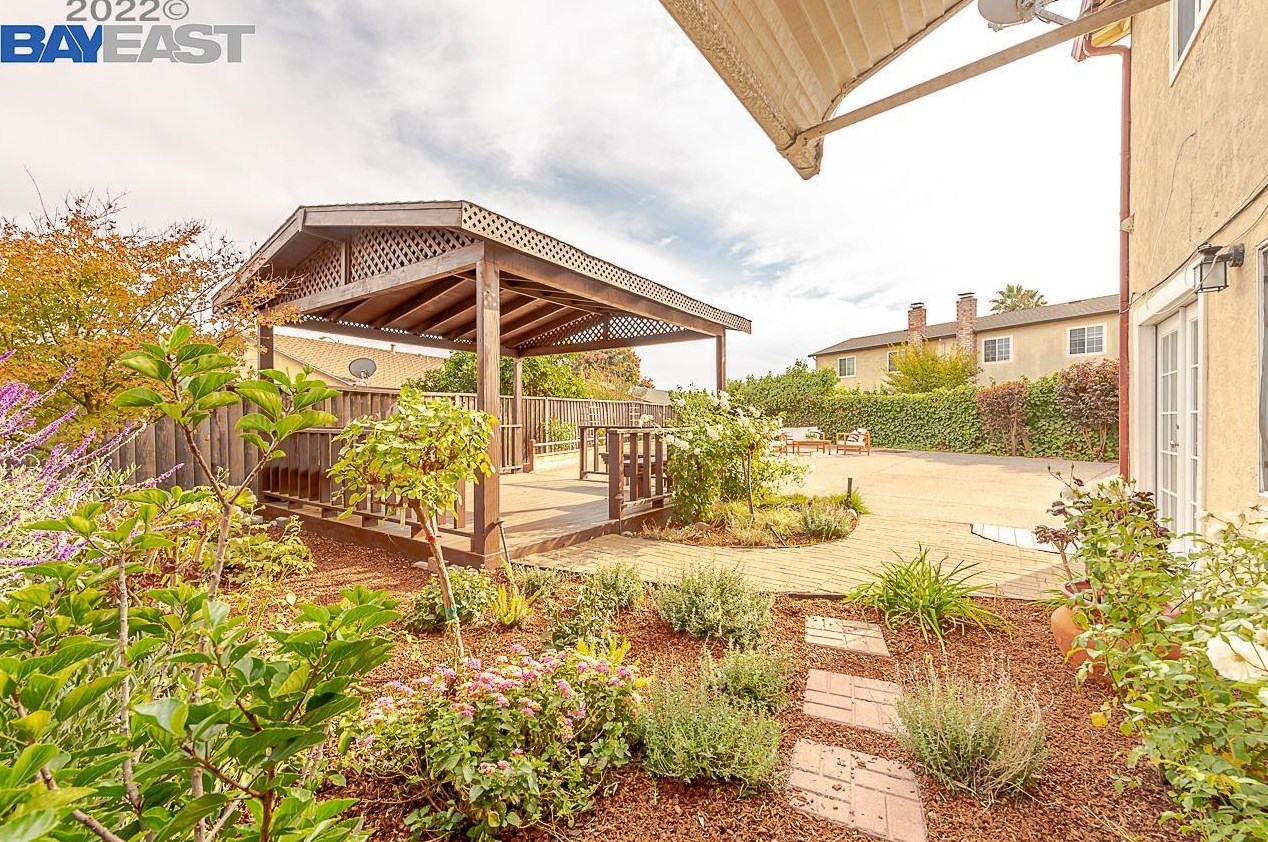 31126 Varni Pl, Union City CA  94587-2638 exterior