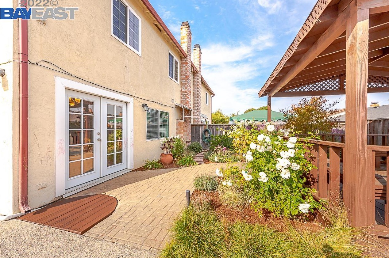 31126 Varni Pl, Union City CA  94587-2638 exterior