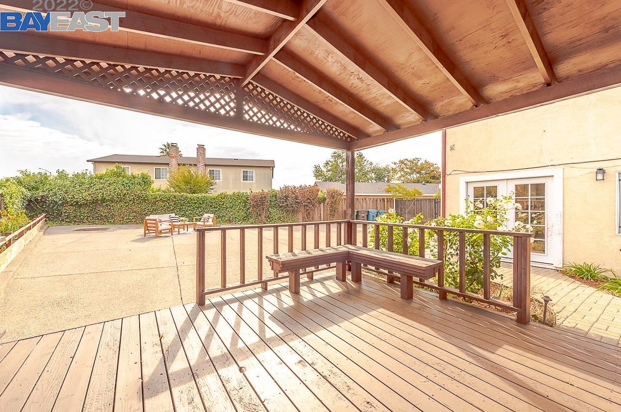 31126 Varni Pl, Union City CA  94587-2638 exterior