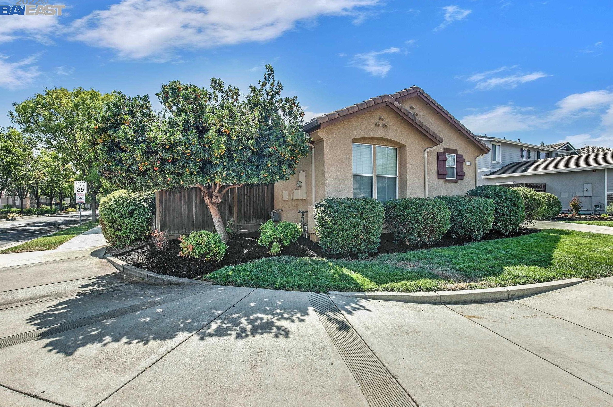 198 Continente Ave, Los Angeles, CA 94513-1968