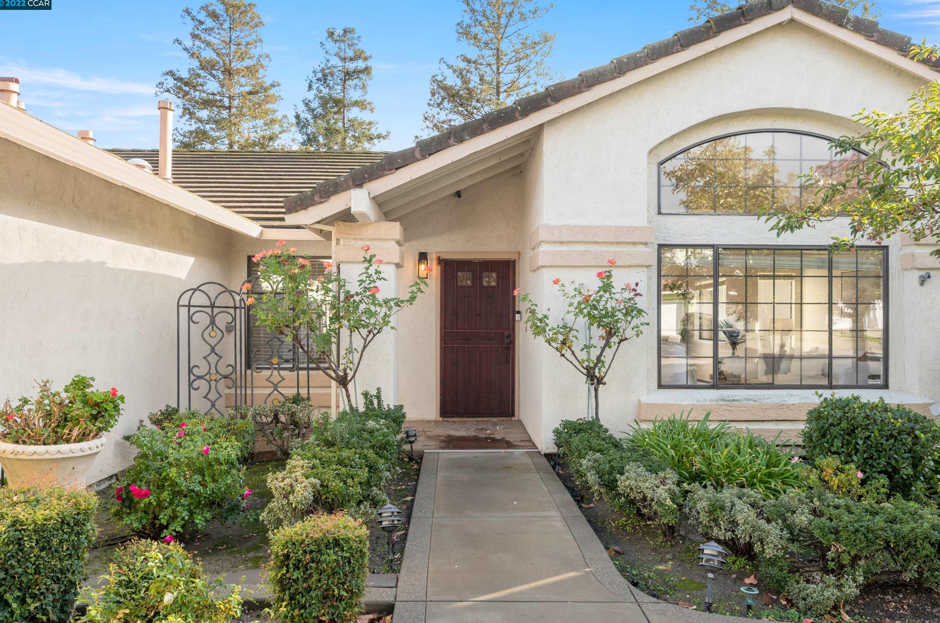2412 Whitetail Dr, Antioch, CA 94531-7740