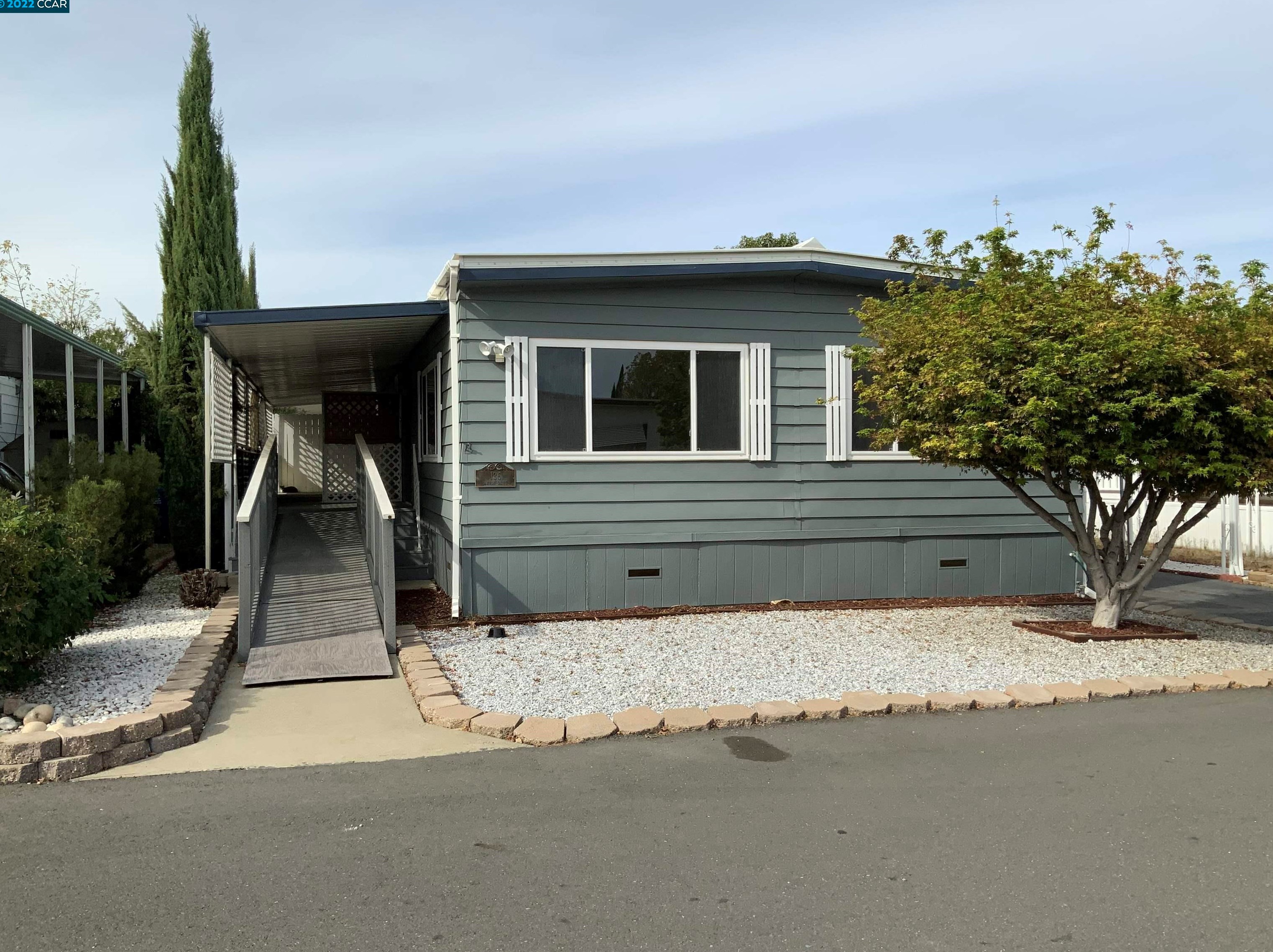 136 Banyon Dr, West Pittsburg, CA 94565