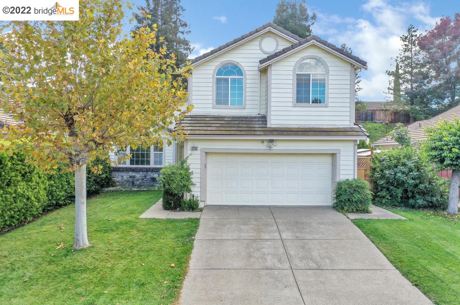1752 Mount Hamilton Dr, Antioch, CA 94531-8815