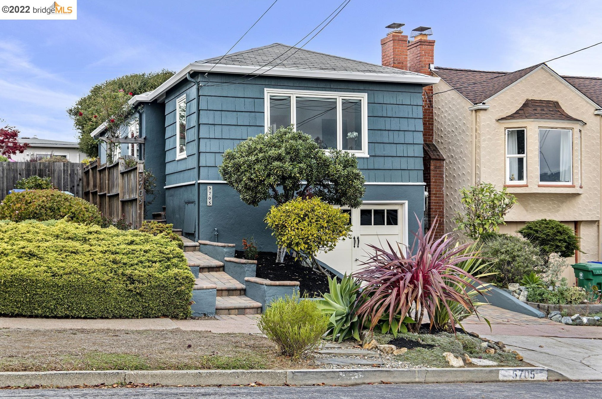 5705 Huntington Ave, Richmond, CA 94804-5507