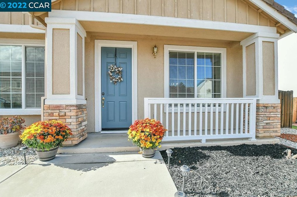 1034 Muir Creek Dr, West Pittsburg, CA 94565