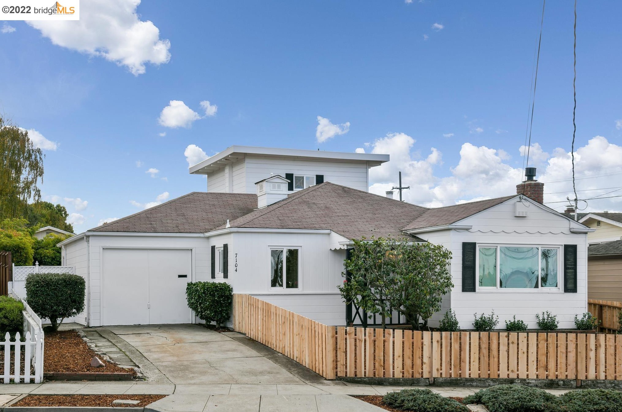 7104 Potrero Ave, Richmond, CA 94530