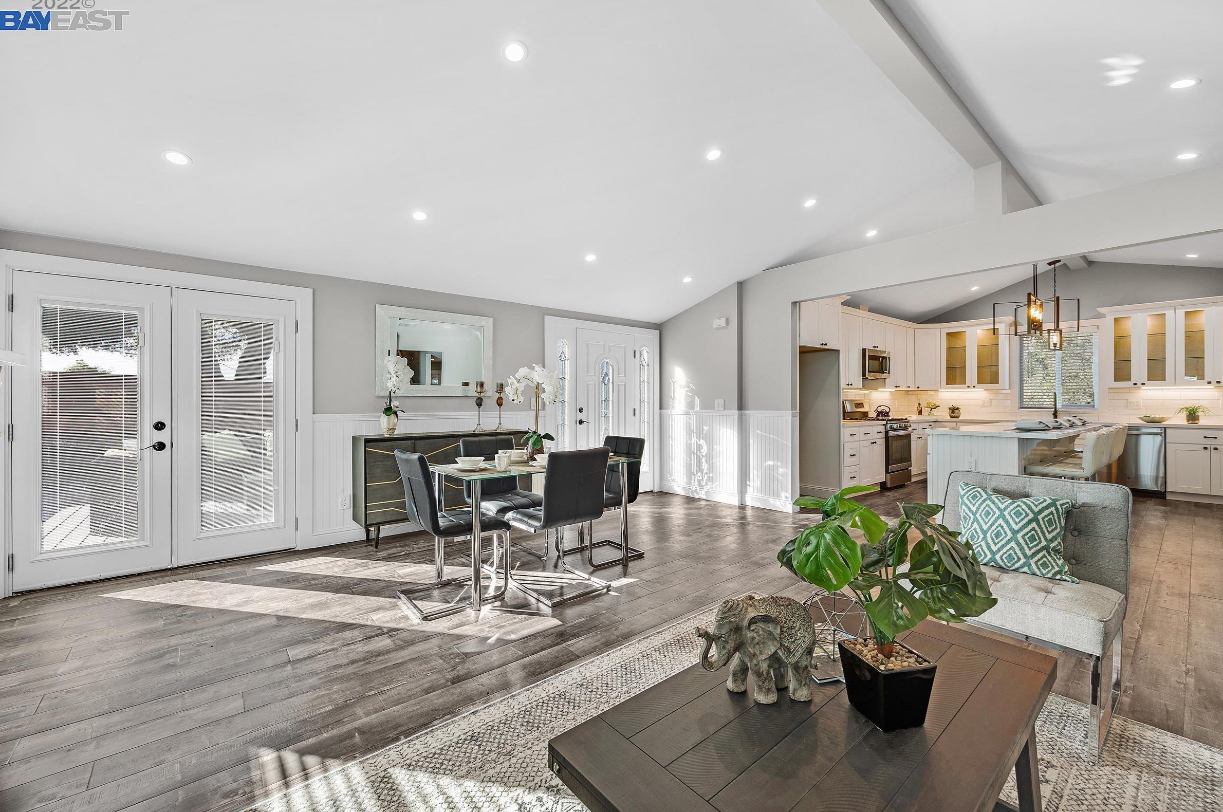 5824 Park Ave, Richmond, CA 94805-1157
