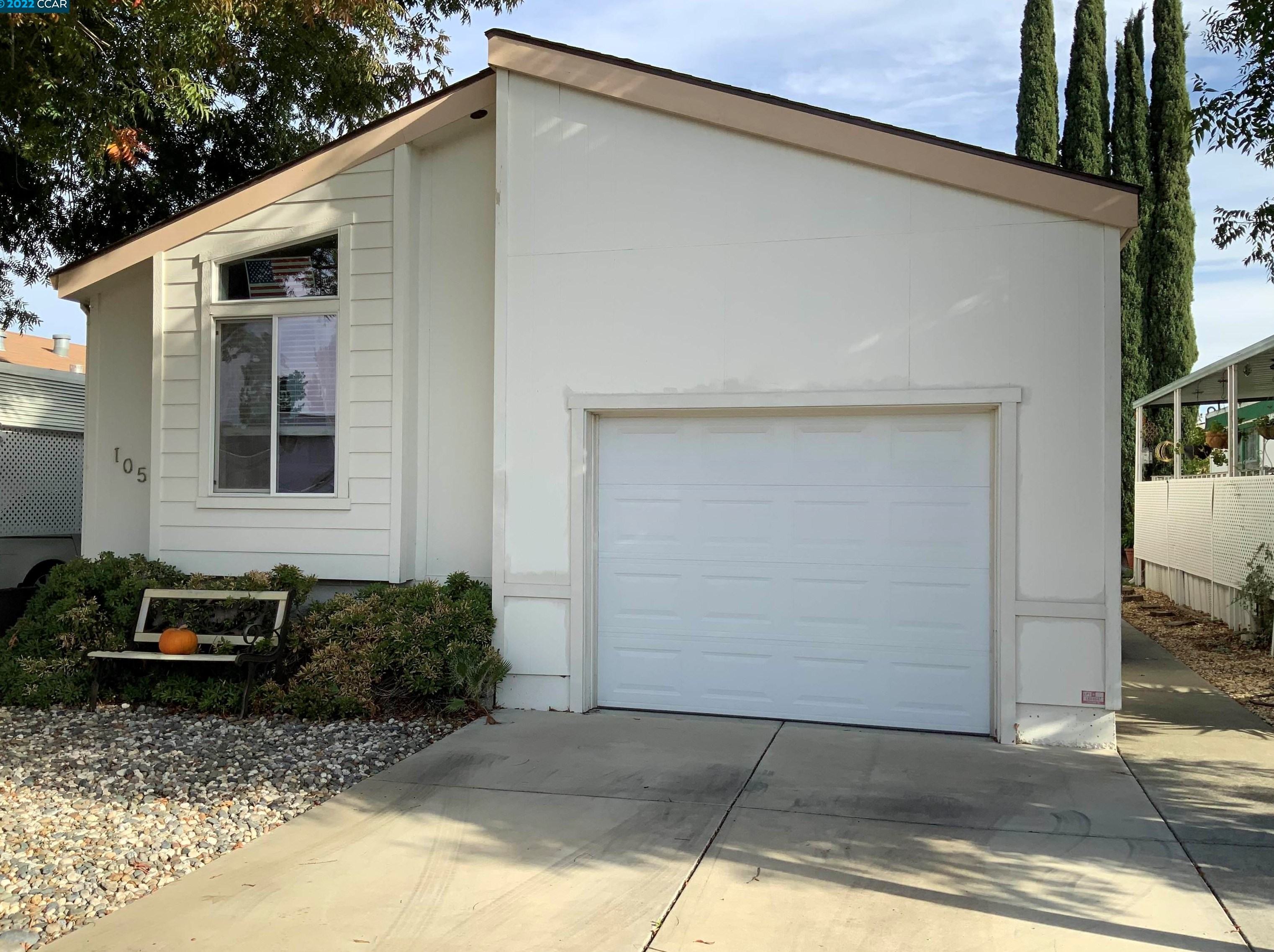 105 Reef Dr, West Pittsburg, CA 94565