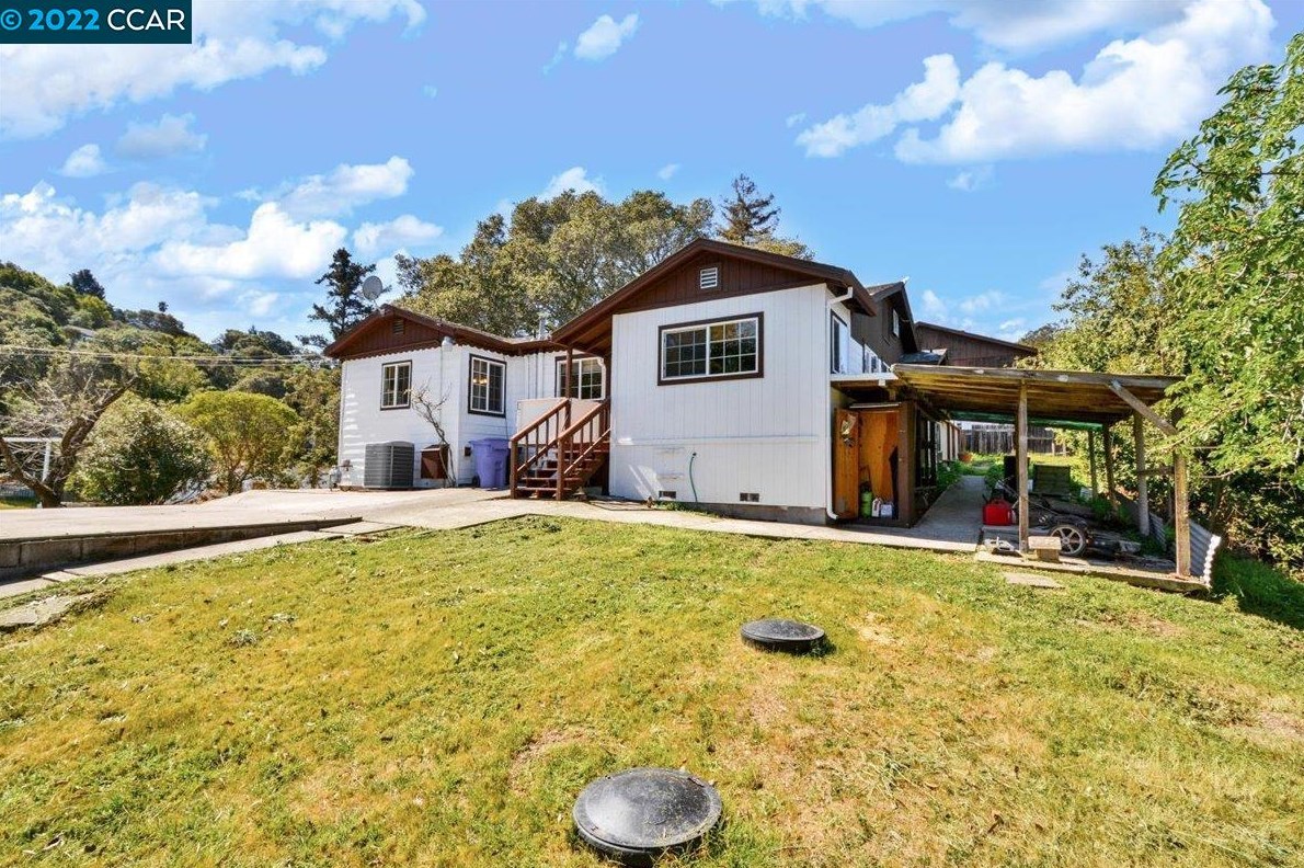 5677 Sobrante Ave, Richmond CA  94803-1534 exterior
