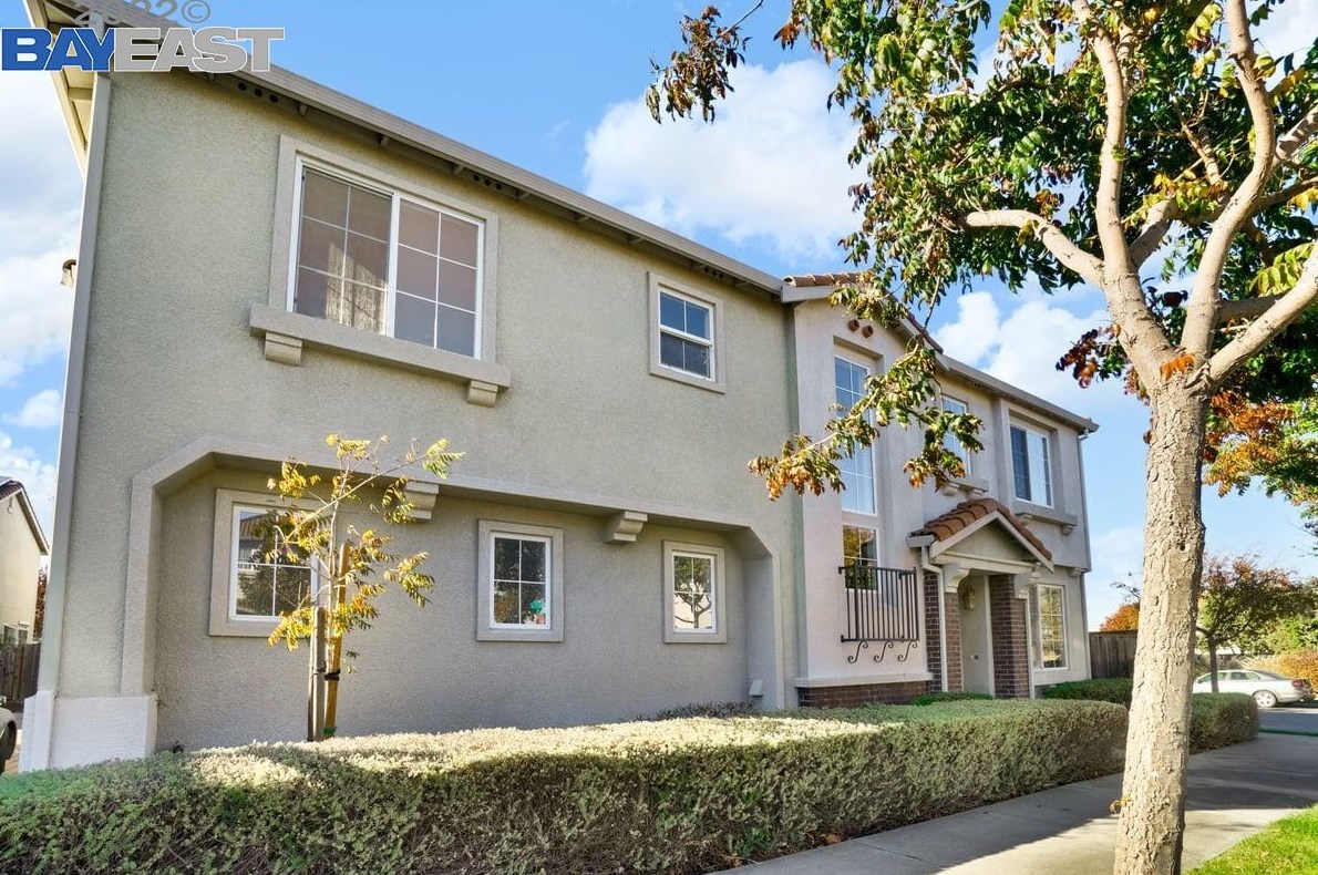 1055 Inverness Ct, Richmond, CA 94806-5829