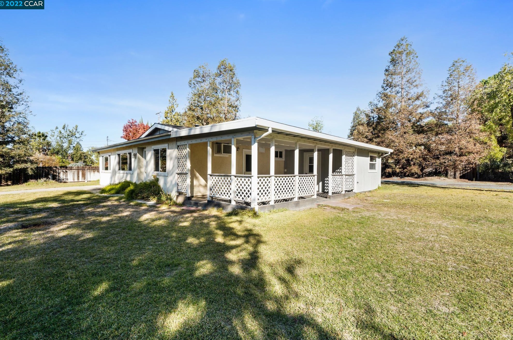 1 Clark Ct, Concord, CA 94521-3237