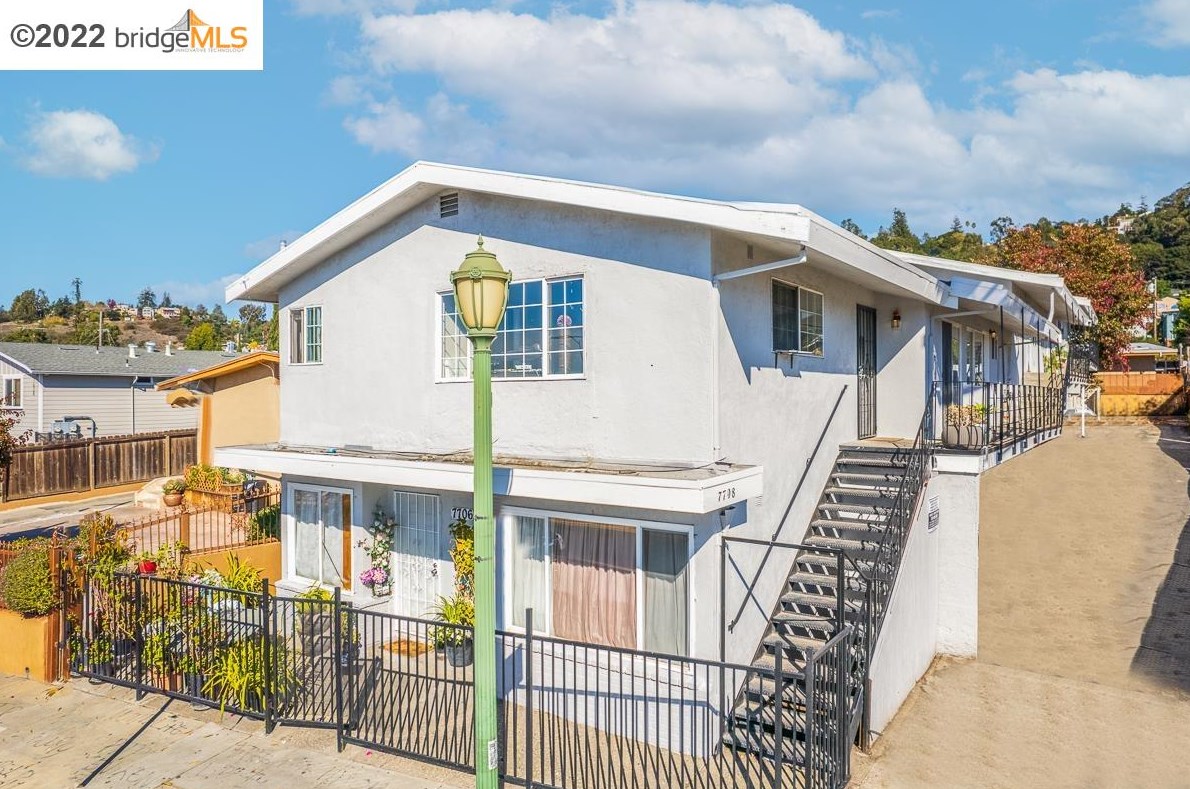 7708 Macarthur Blvd, Oakland, CA 94605-3344