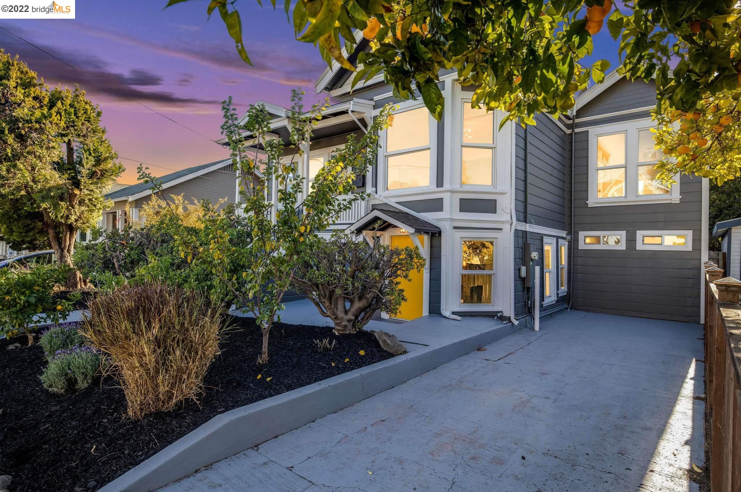 3257 Prentiss St, Oakland, CA 94601-2614