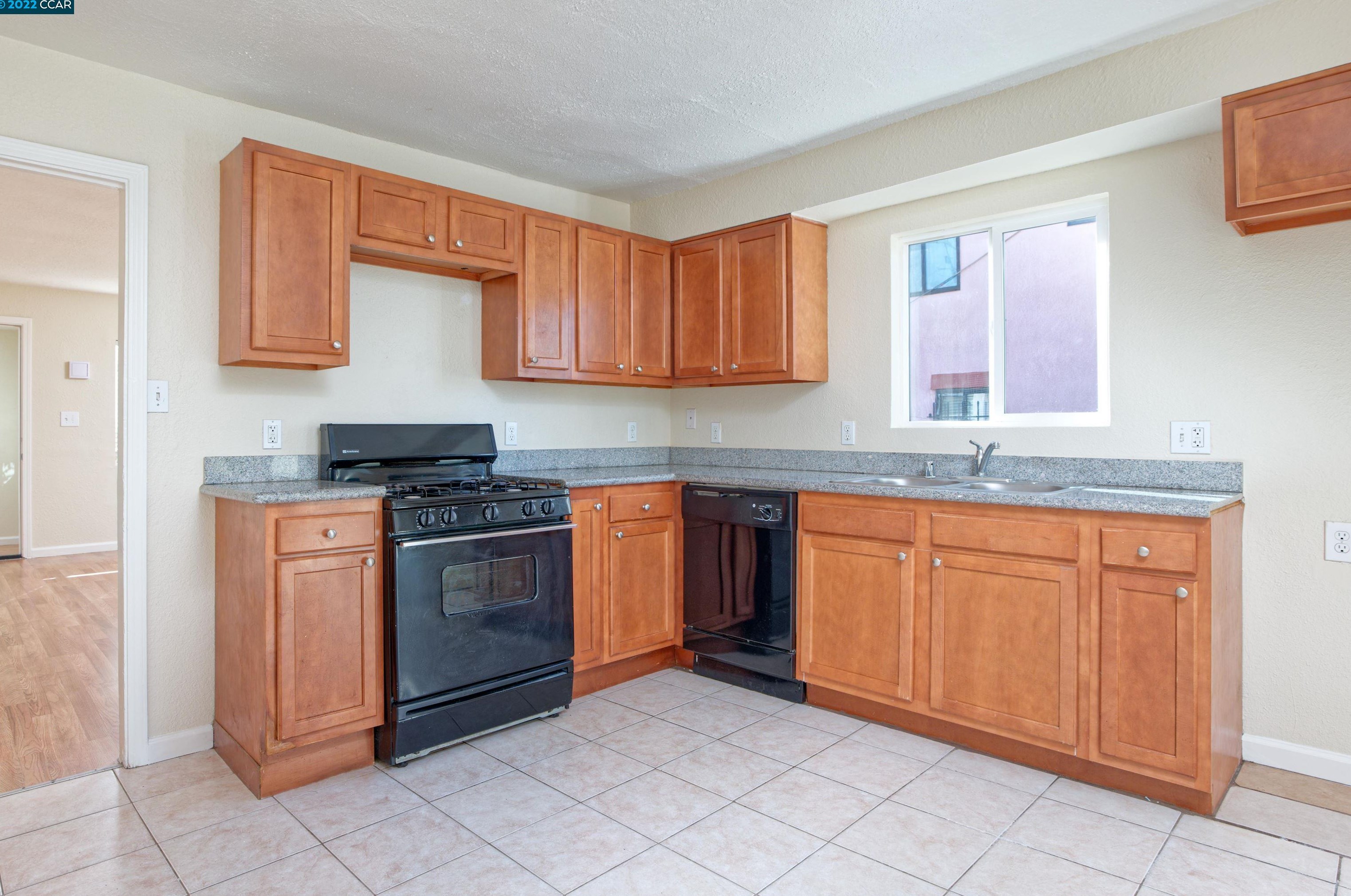 1820 Ohio St, Vallejo, CA 94590-4756