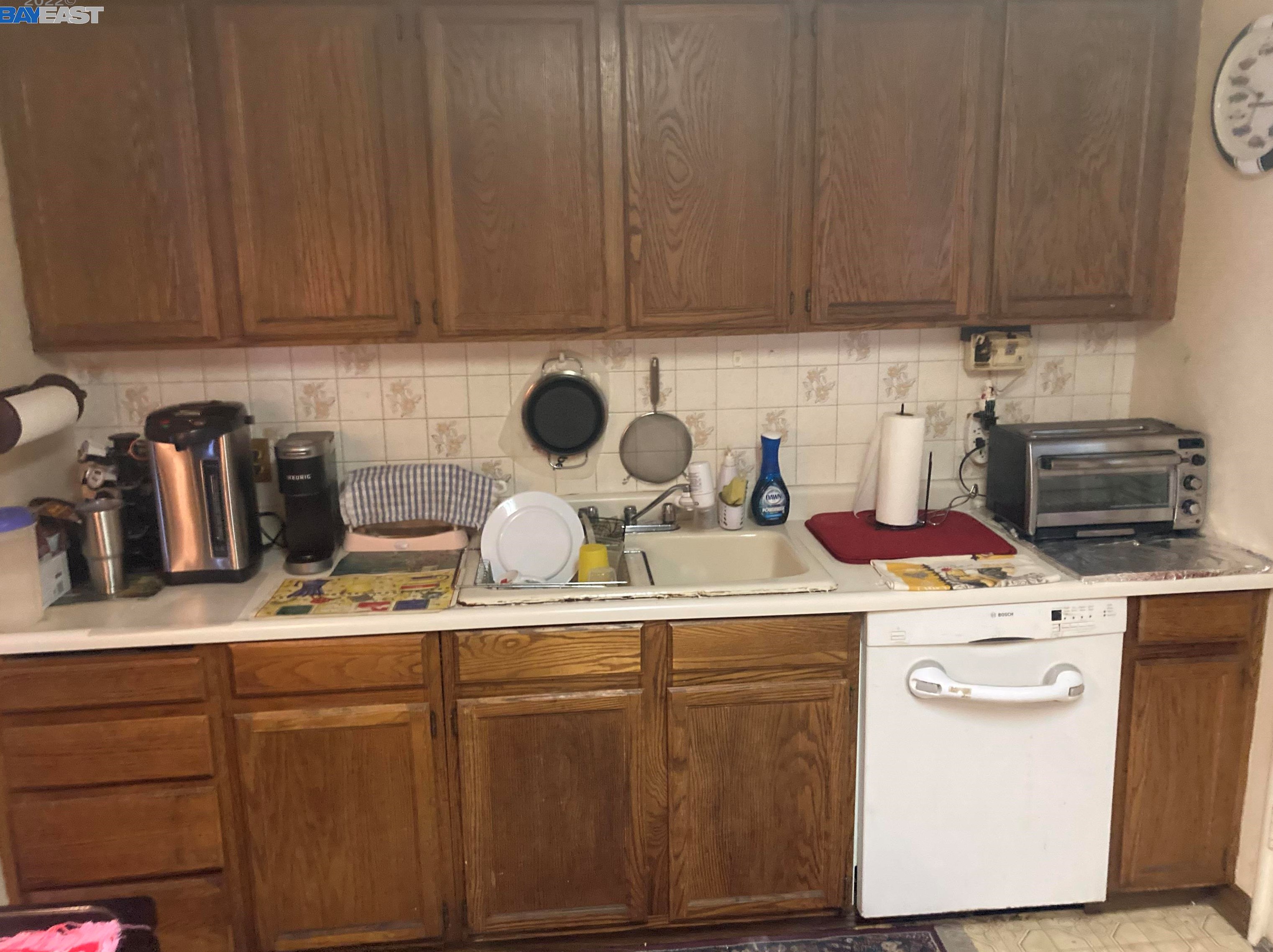 850 Serra Dr, San Leandro, CA 94578