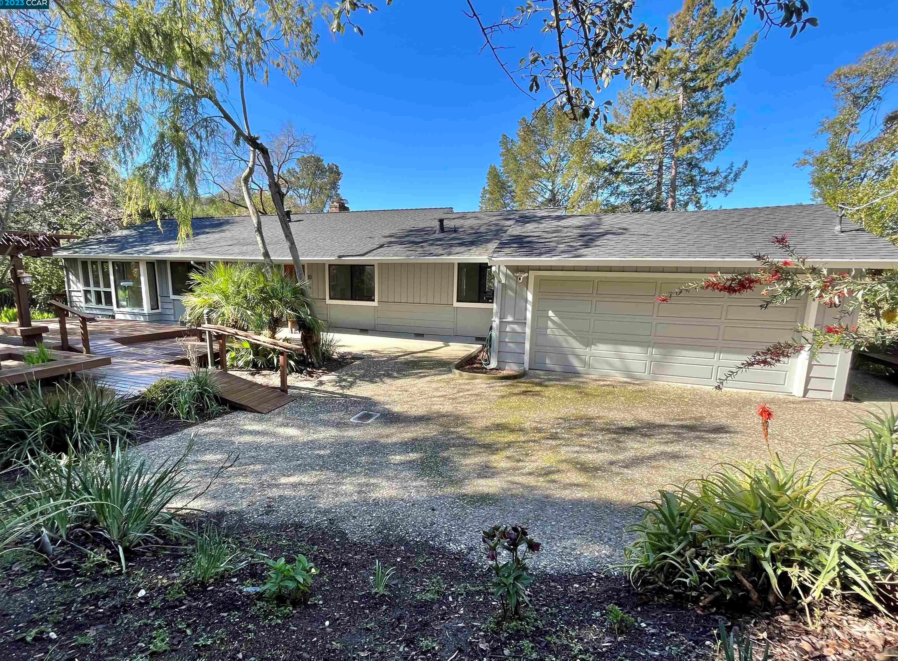 10 Rustic Way, Orinda, CA 94563
