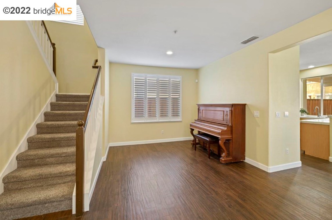119 Knights Bridge Ct, Los Angeles, CA 94513-4472