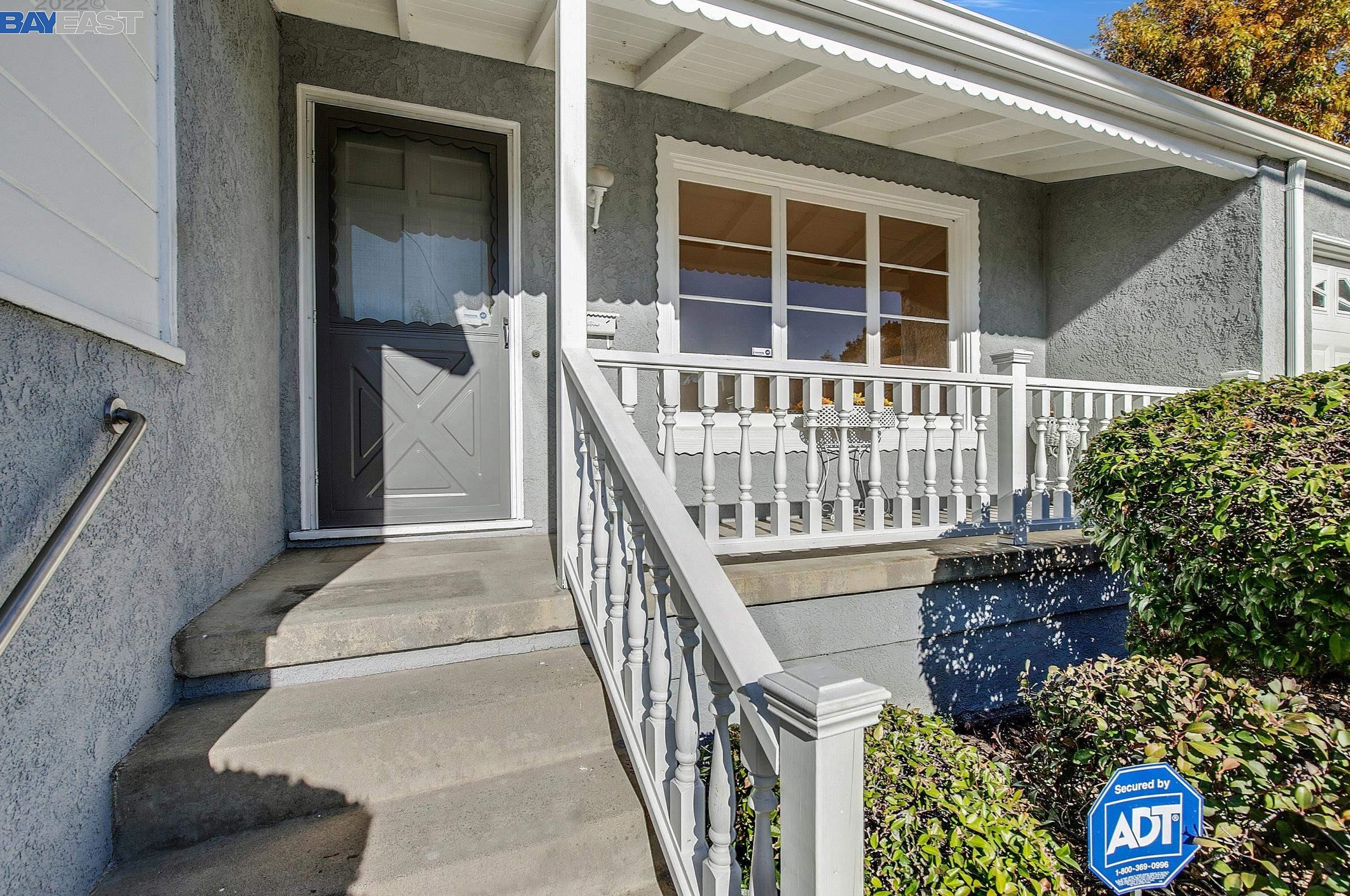15910 Selborne Dr, San Leandro, CA 94578