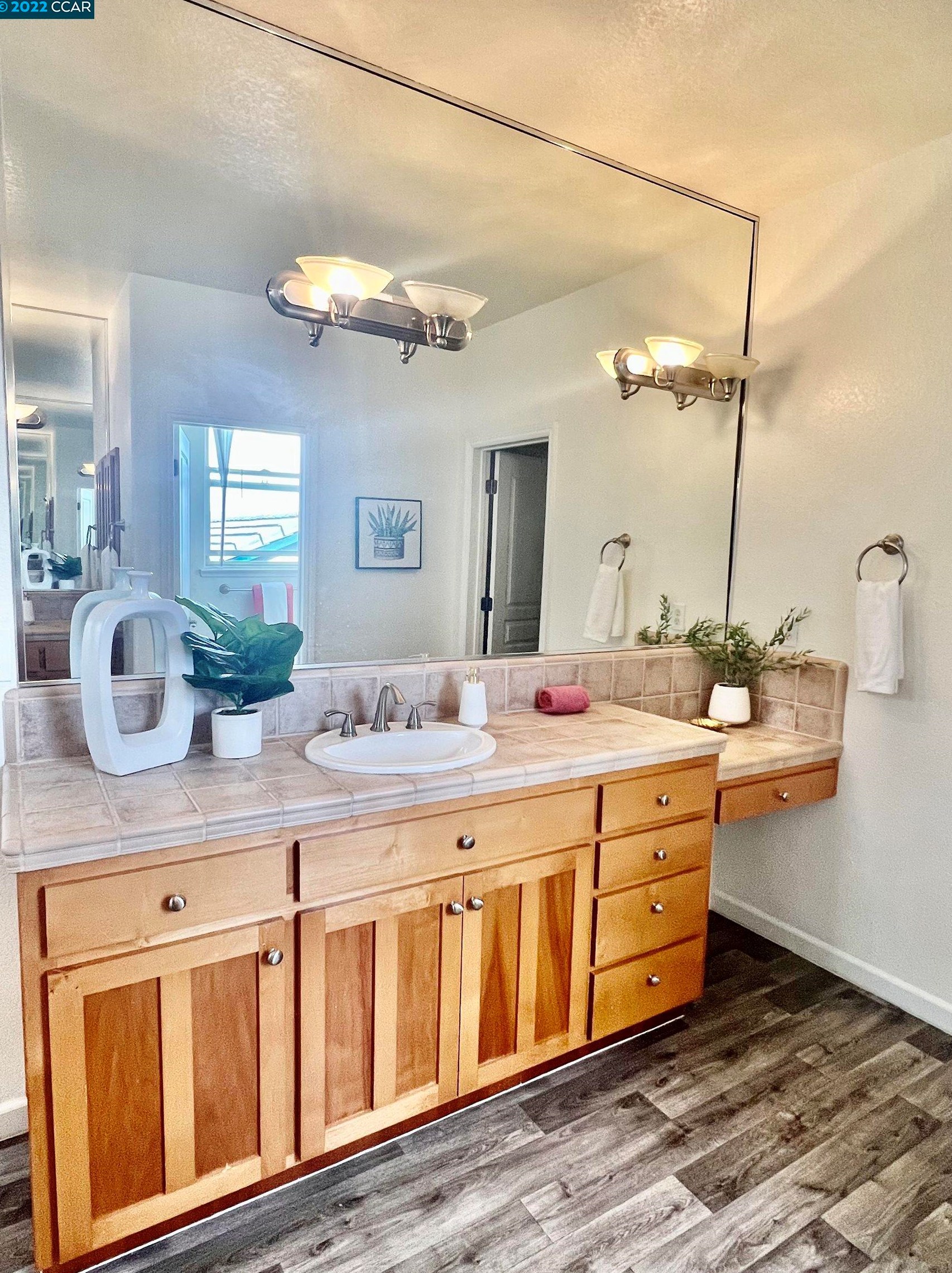 5860 Cabernet Dr, Vallejo CA  94591-6310 exterior